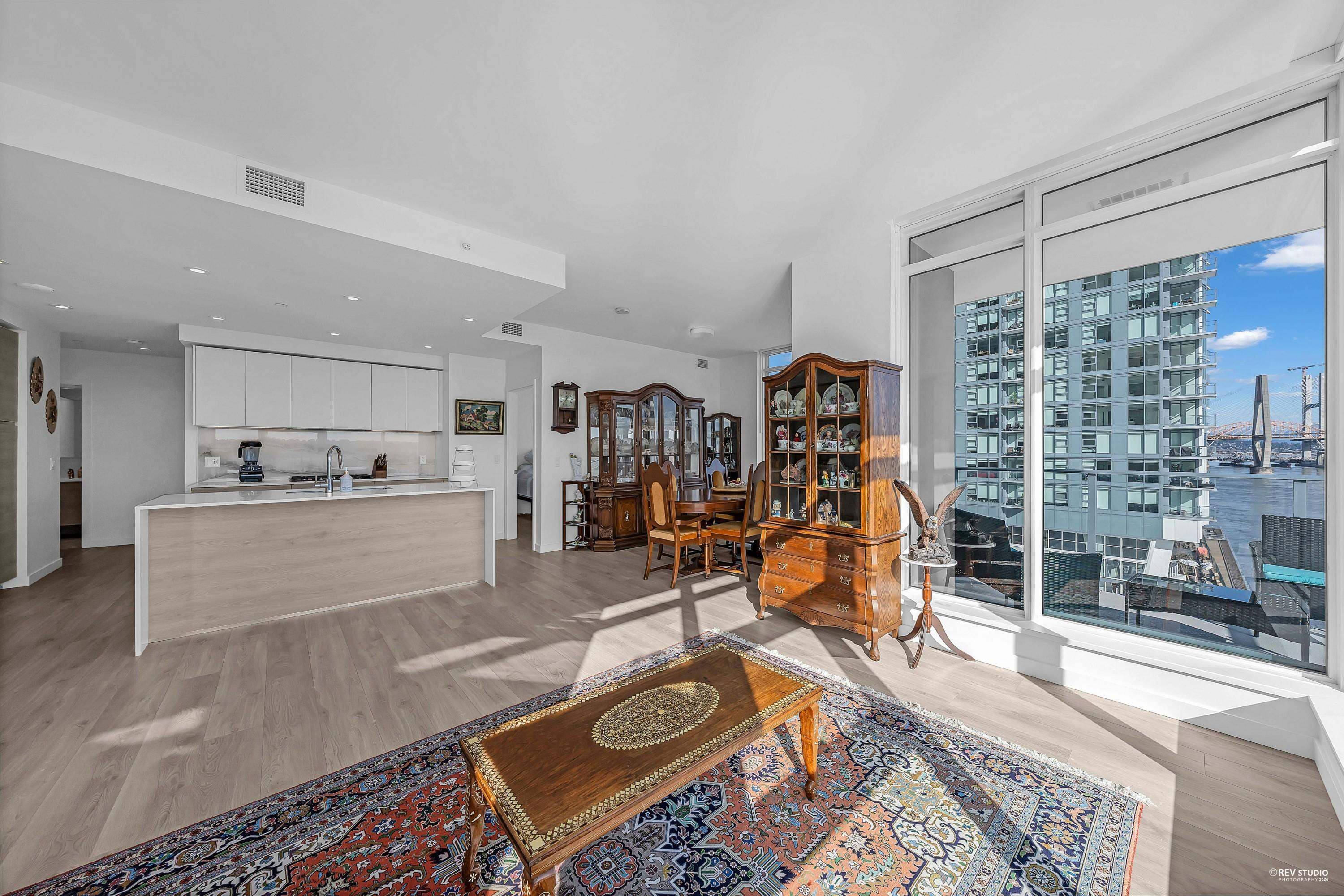 607 - 680 Quayside Drive, New Westminster, V3M 0P2 — photo 4