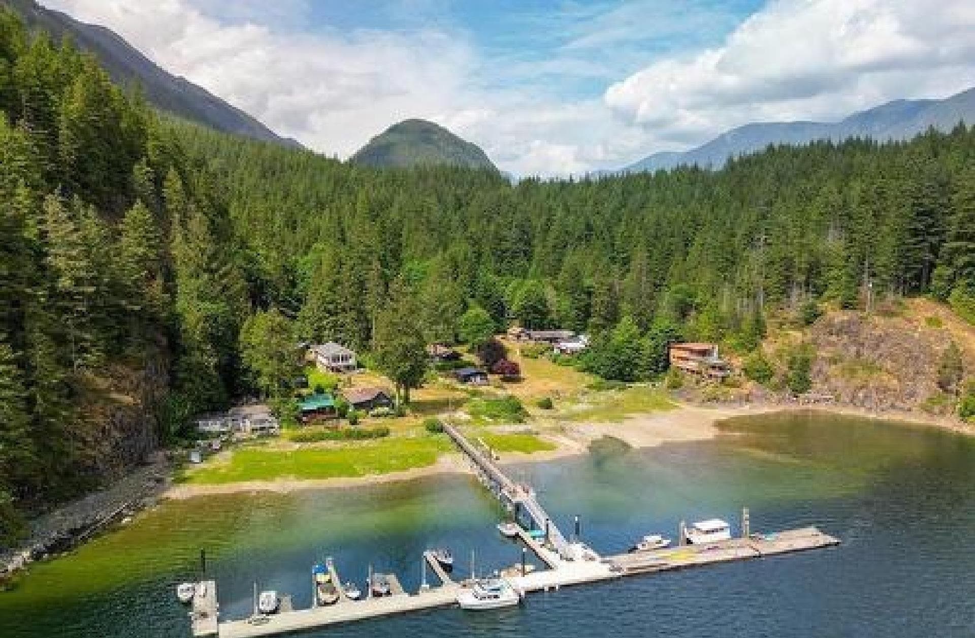 6 Brighton Beach, North Vancouver, V0V 0V0 — photo 2