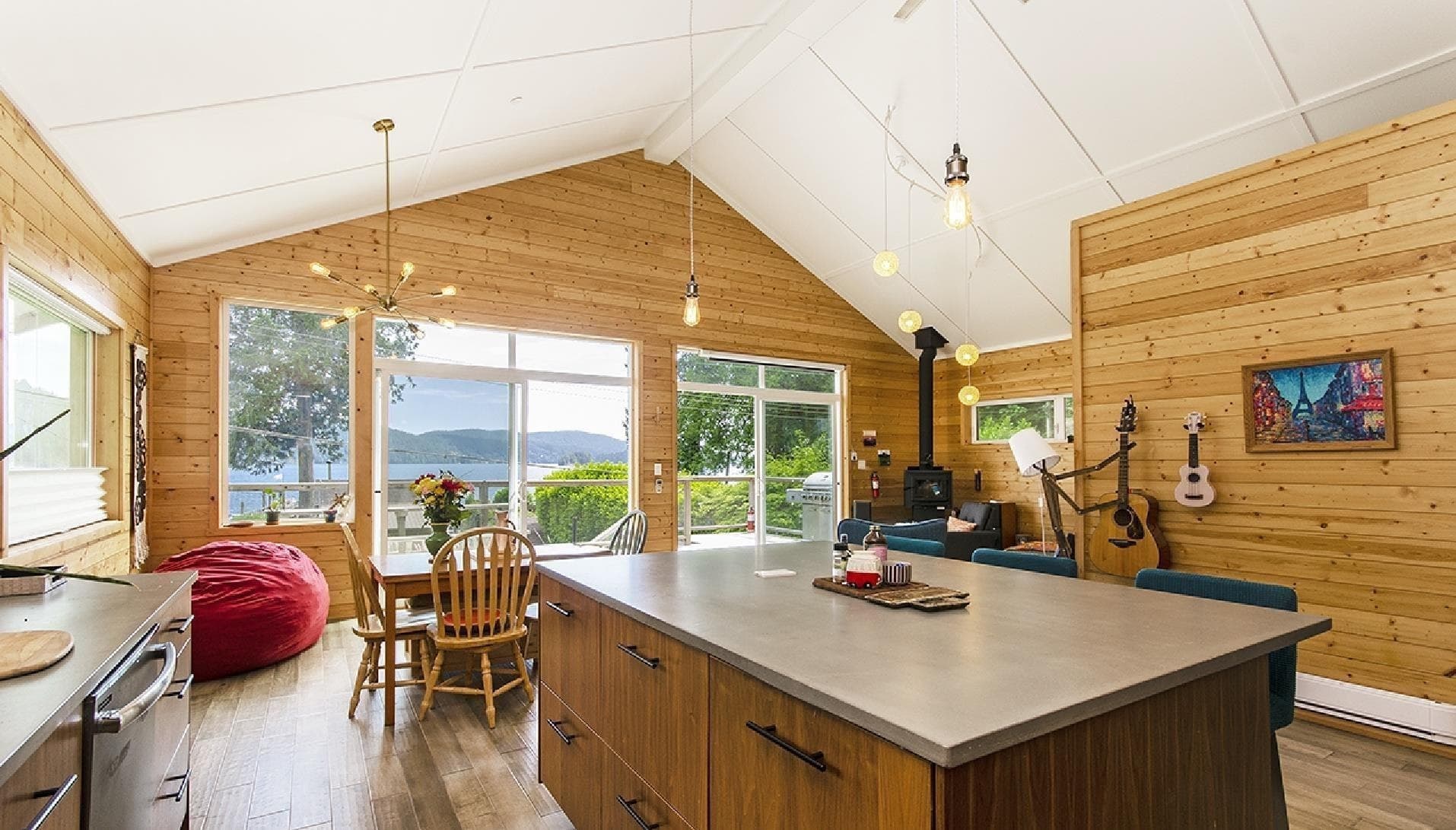 6 Brighton Beach, North Vancouver, V0V 0V0 — photo 4