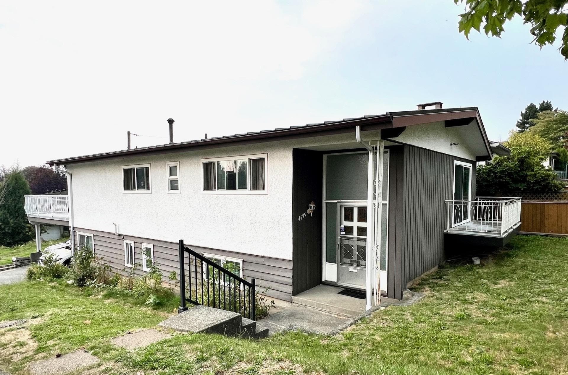 4695 Nanaimo Street, Vancouver, V5N 5J5 — photo 1