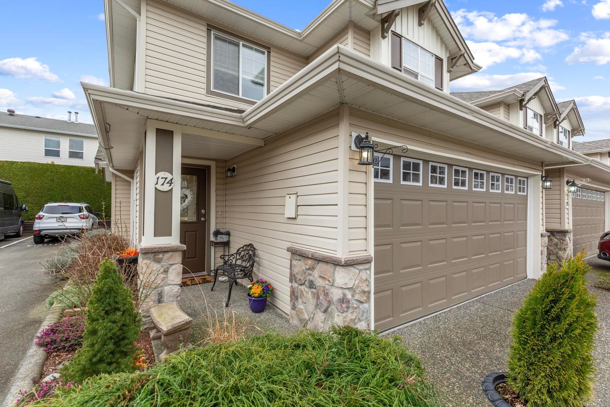 174 - 6450 Vedder Road, Chilliwack, V2R 5N7 — photo 2