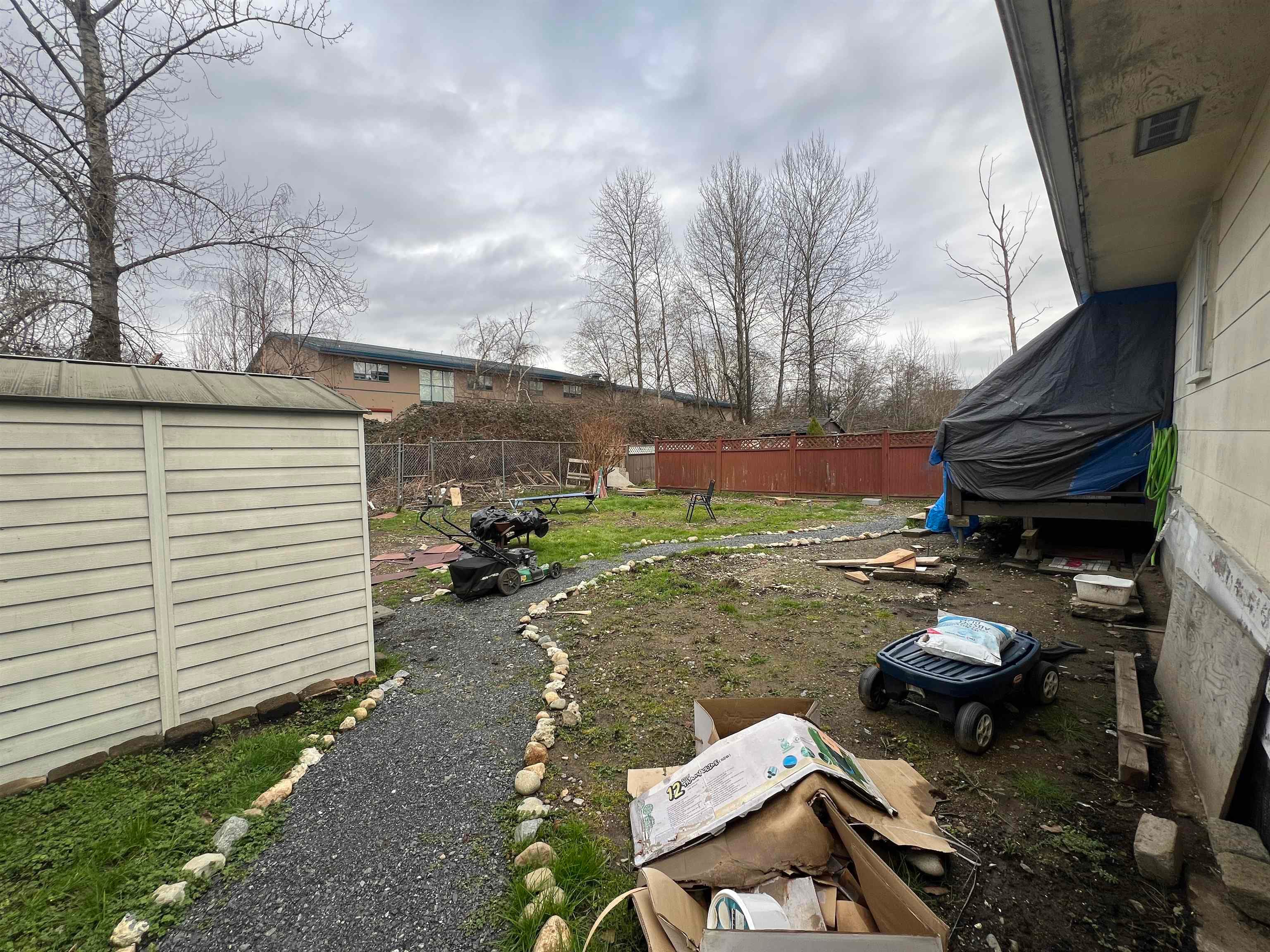 12875 114a Avenue, Surrey, V3R 2N1 — photo 5