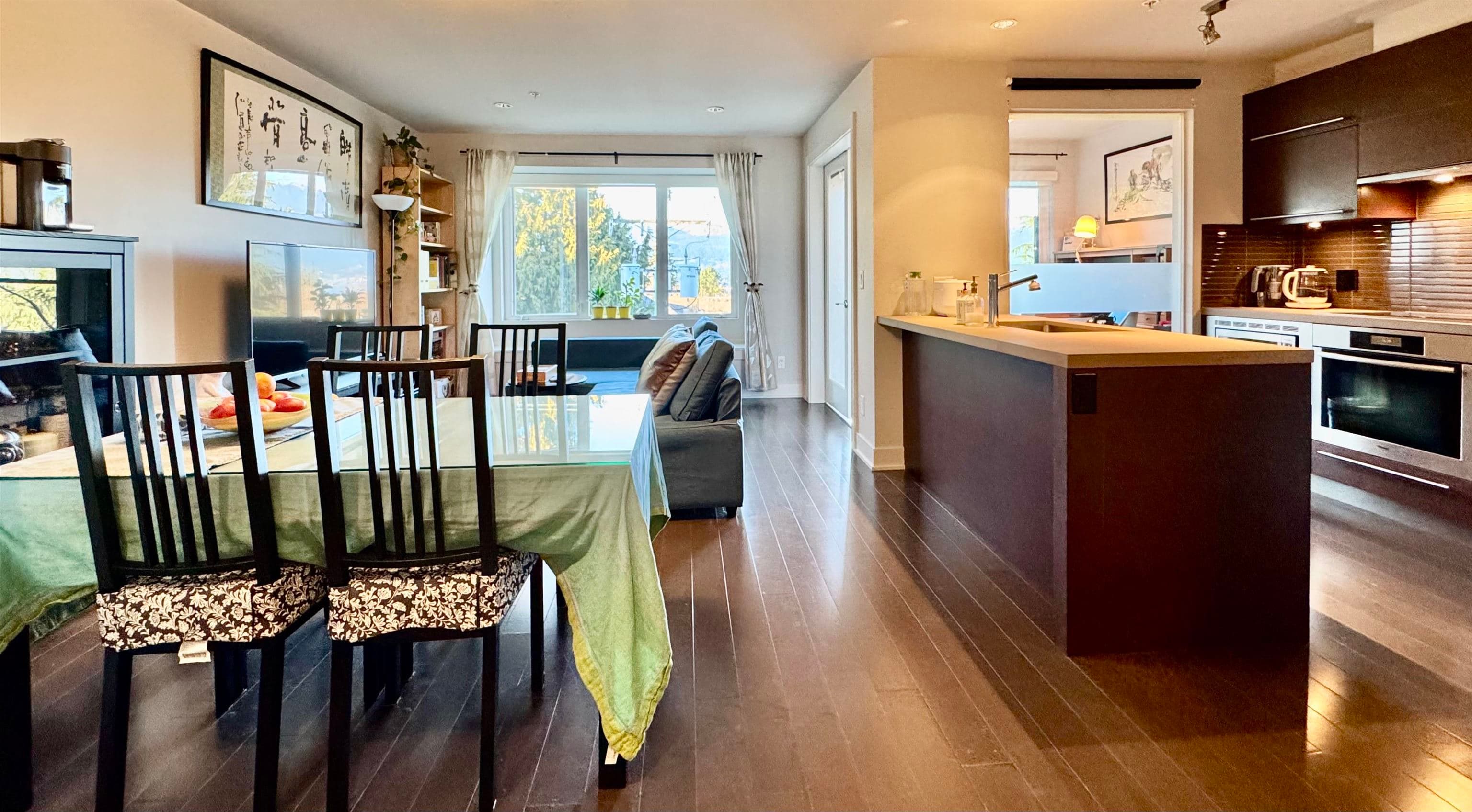 305 - 4463 W 10th Avenue, Vancouver, V6R 2H8 — photo 4