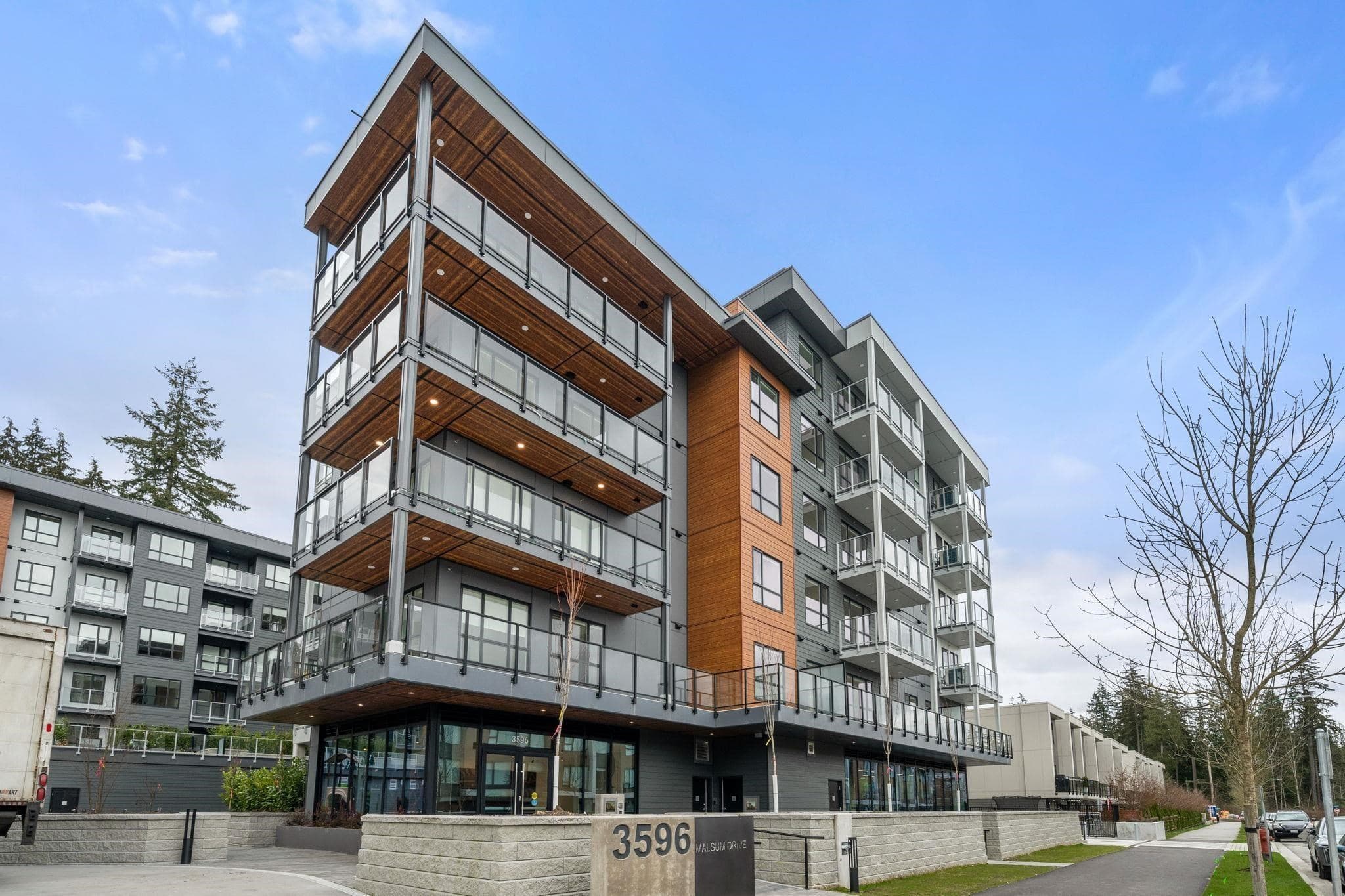 409 - 3596 Malsum Drive, North Vancouver, V7G 0B5 — photo 1