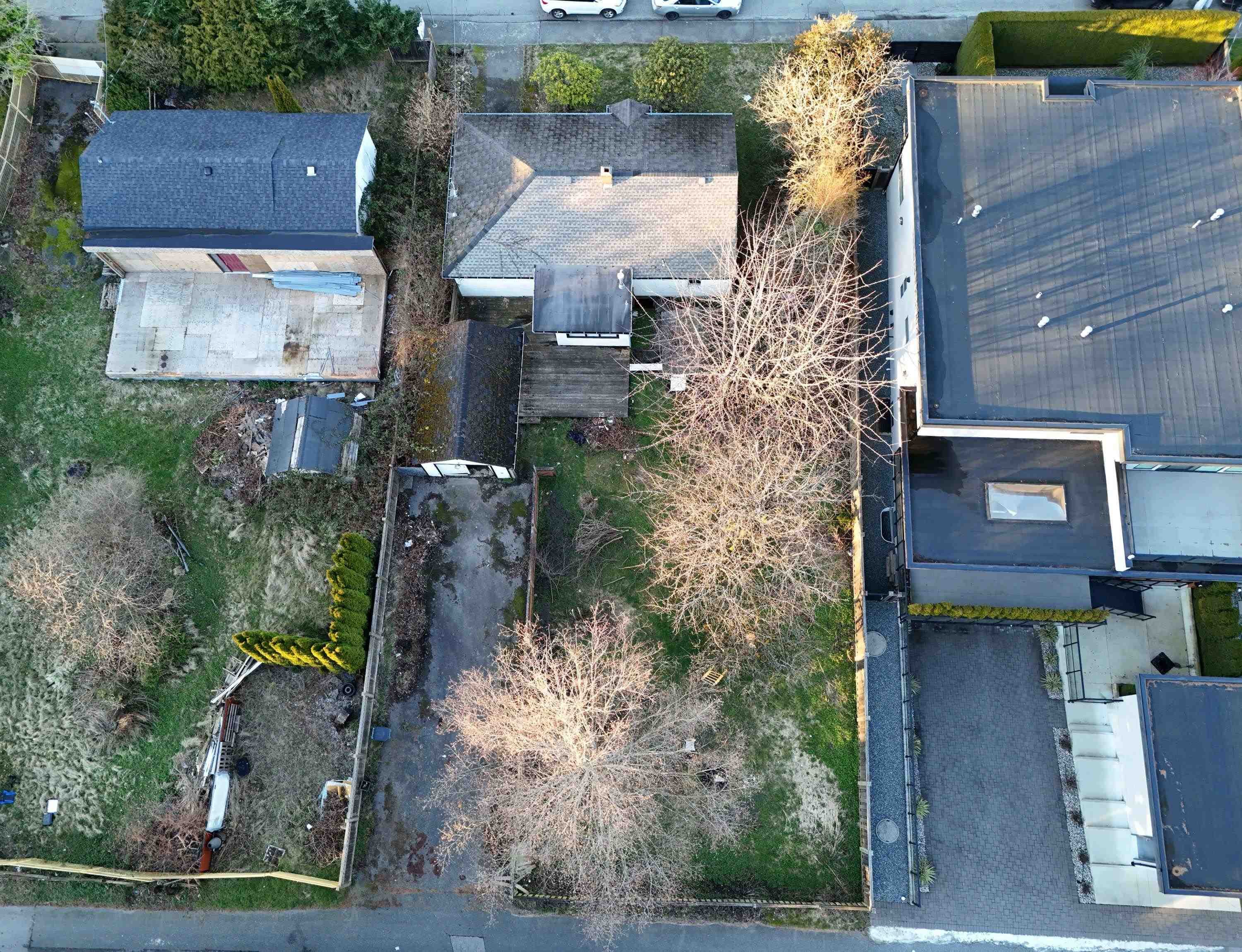14068 North Bluff Road, White Rock, V4B 3C3 — photo 3