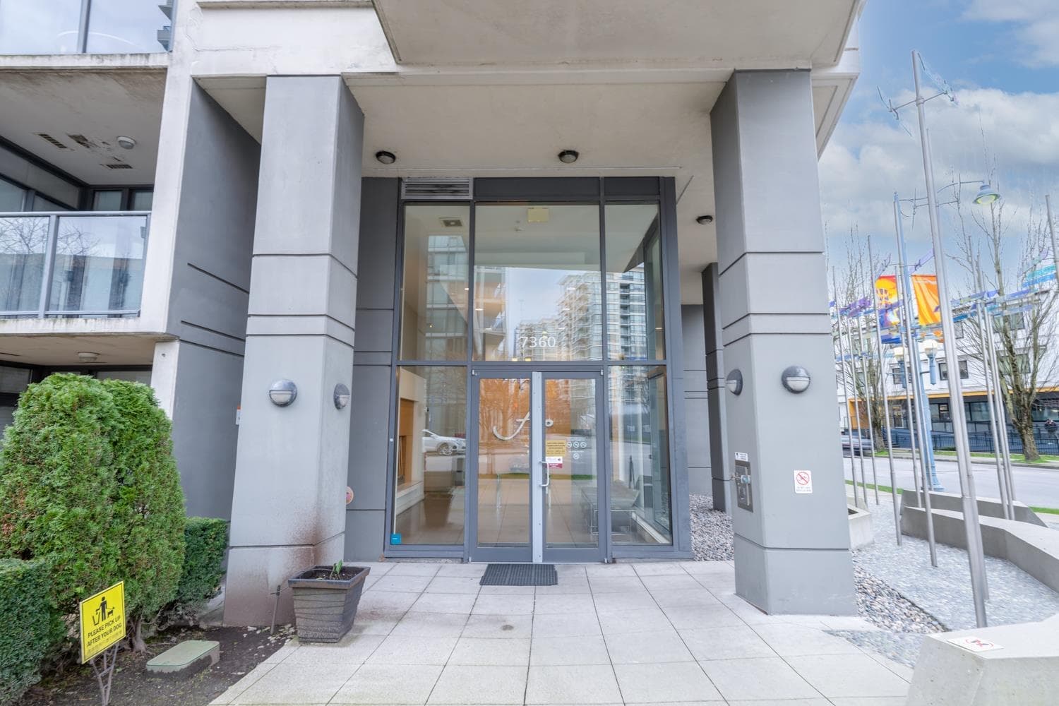 809 - 7360 Elmbridge Way, Richmond, V6X 0A5 — photo 2