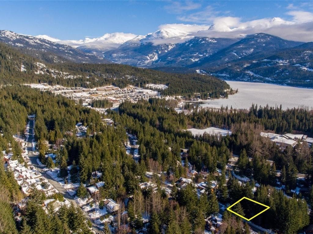 8270 Mountain View Drive, Whistler, V8E 0G3 — photo 1