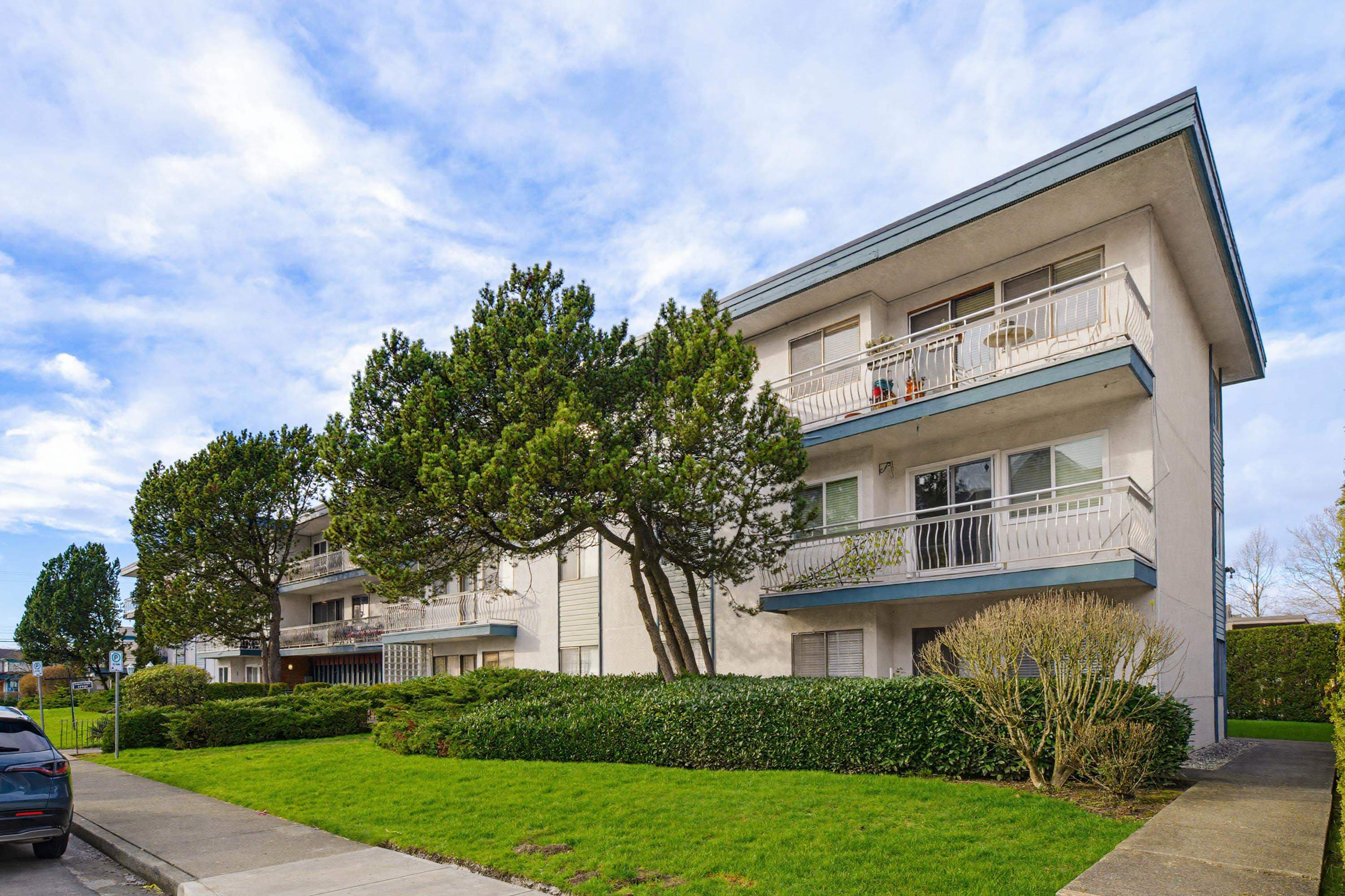 325 - 17707 57a Avenue, Surrey, V3S 1J2 — photo 1
