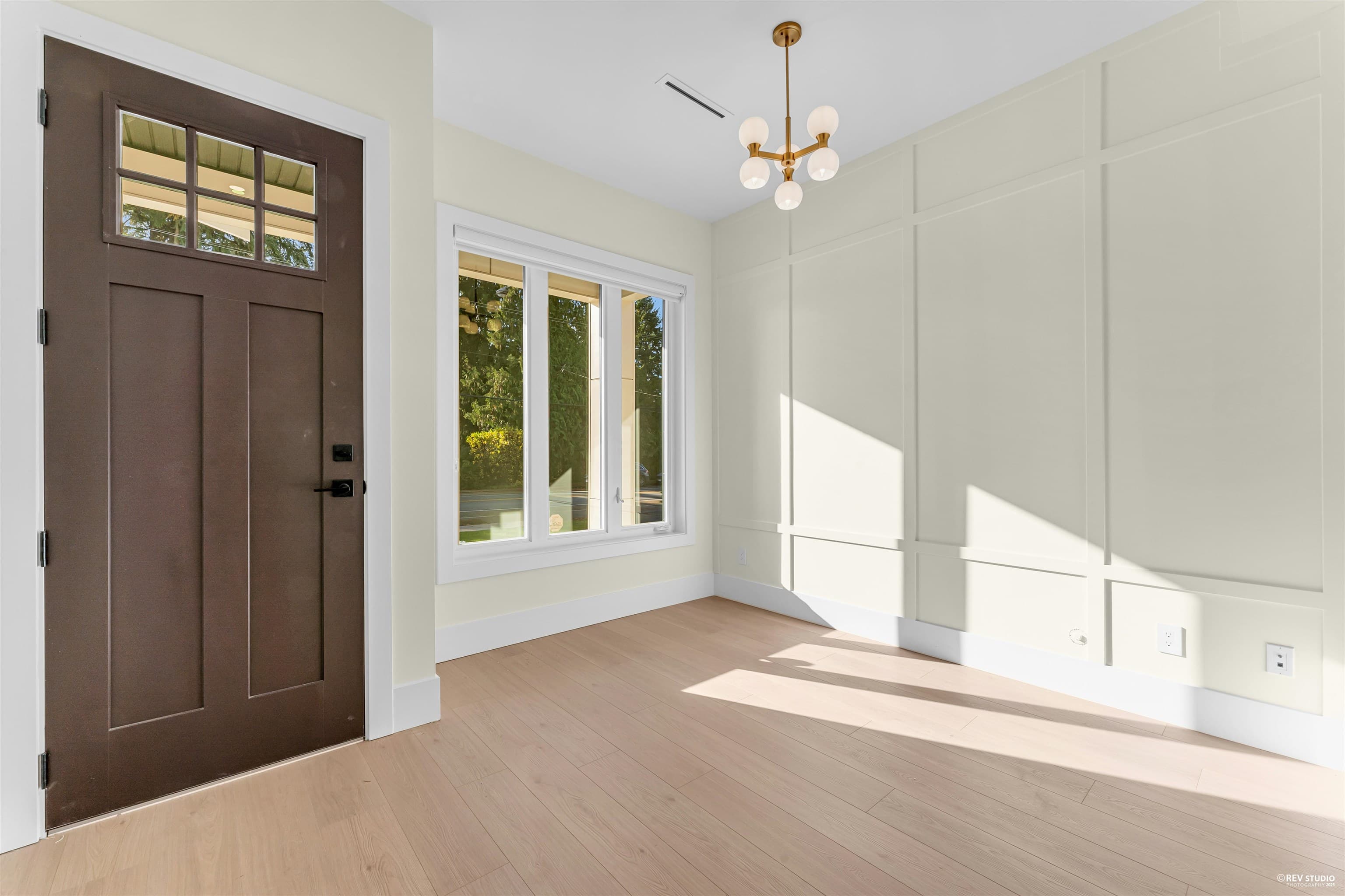 11741 80 Avenue, Delta, V4C 1Y1 — photo 2