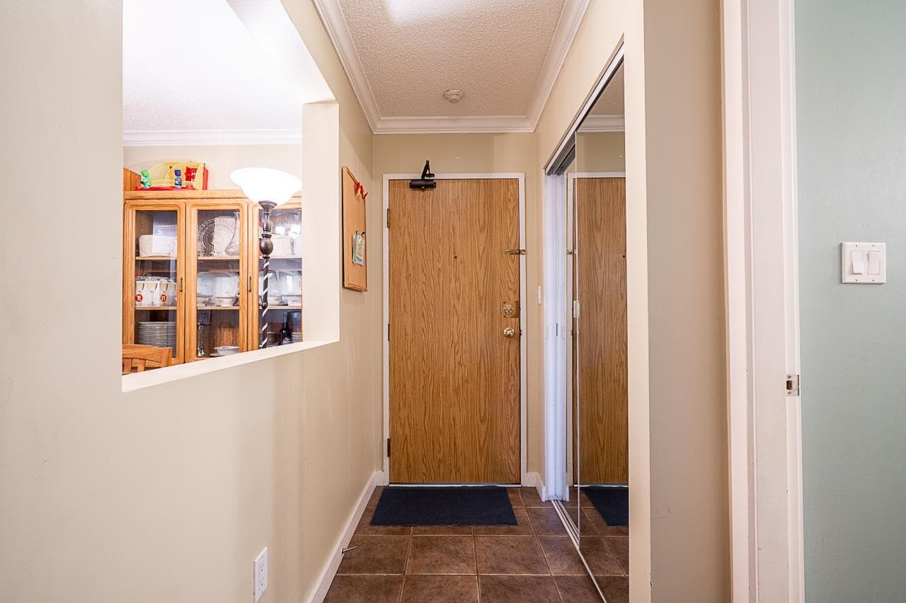 106 - 10644 151a Street, Surrey, V3R 8R3 — photo 4