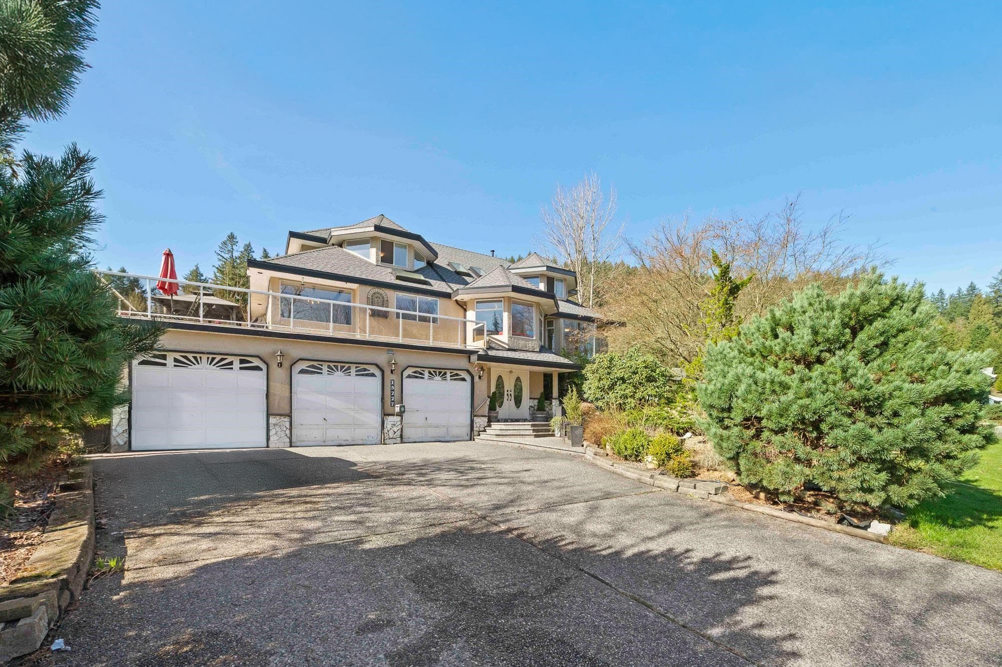 15227 Sheridan Drive, Pitt Meadows, V3Y 2T9 — photo 3