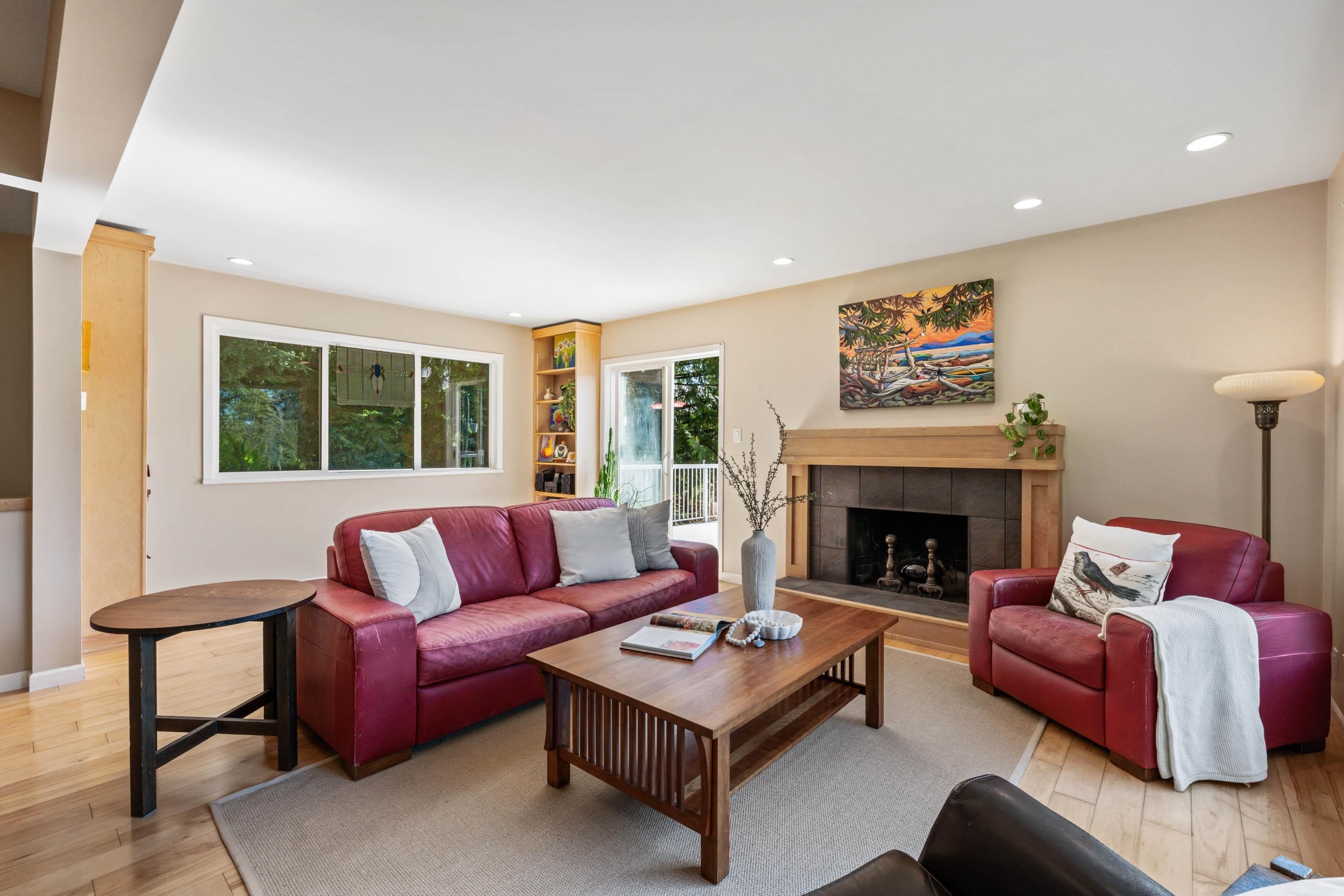 935 Stardale Avenue, Coquitlam, V3J 4W1 — photo 5