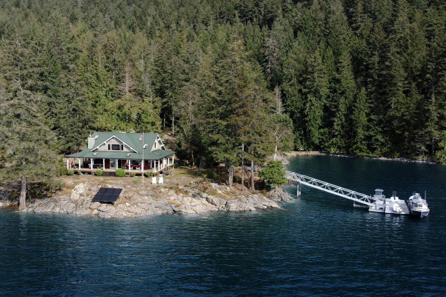 DL6129 Nelson Island, Pender Harbour, V0N 0V0 — photo 1