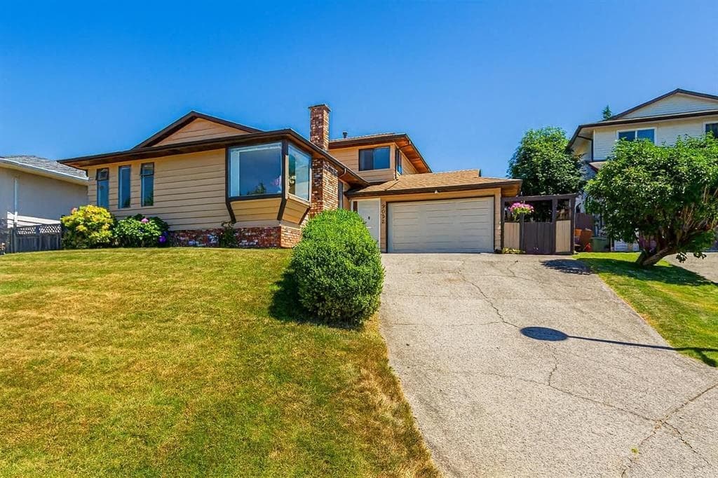 9092 Hardy Road, Delta, V4C 7V9 — photo 1