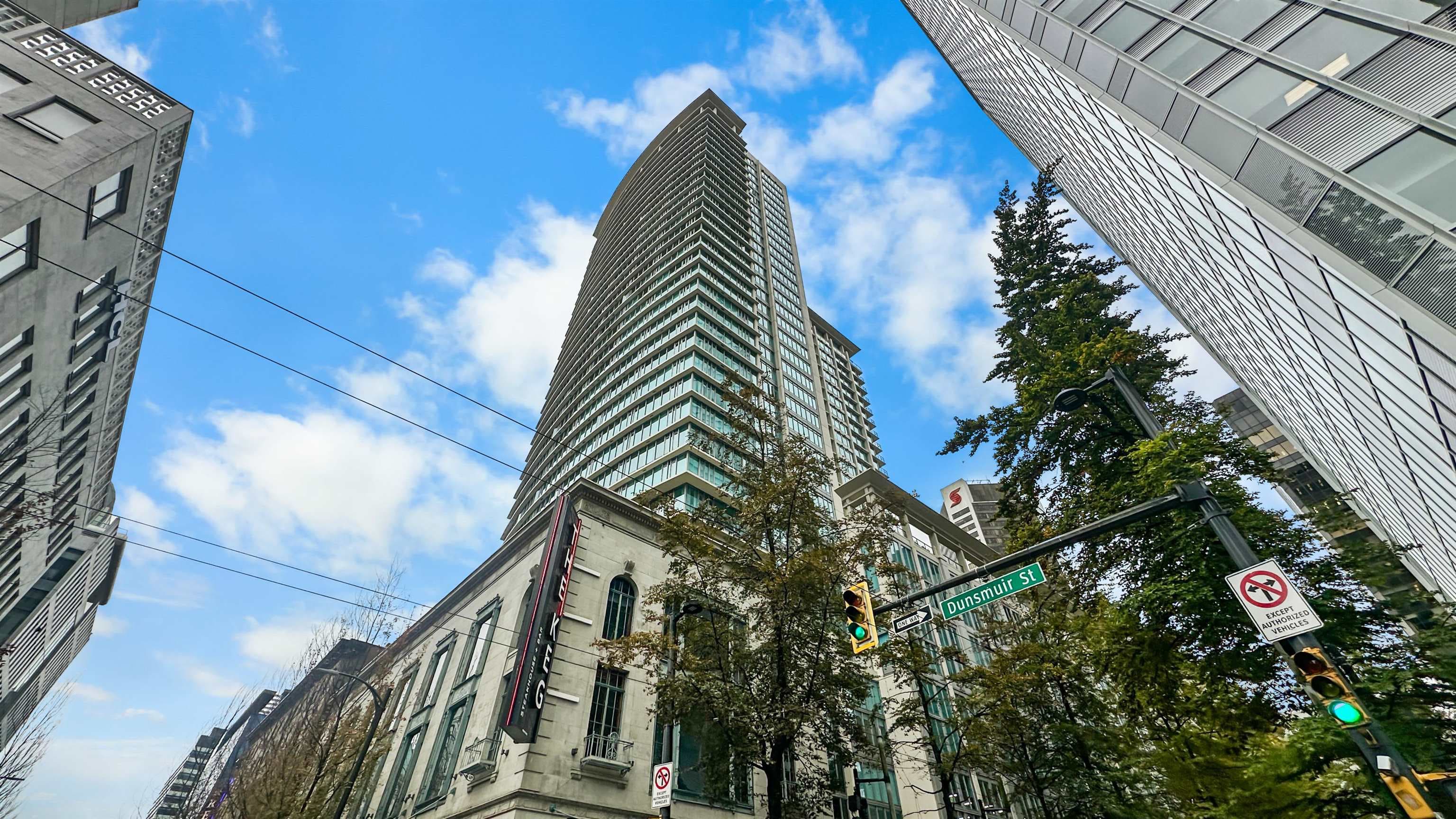 616 - 610 Granville Street, Vancouver, V6C 3T3 — photo 4