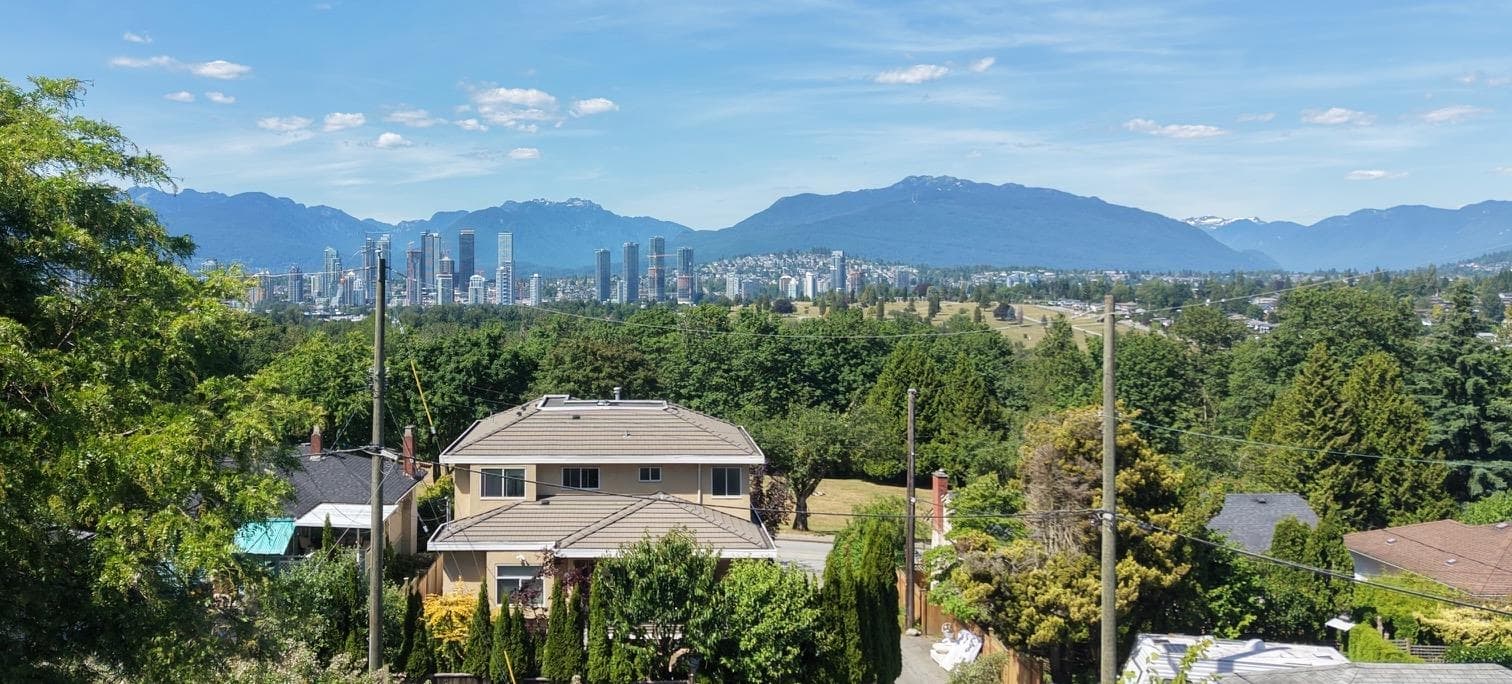 4857 Buxton Street, Burnaby, V5H 1J2 — photo 1