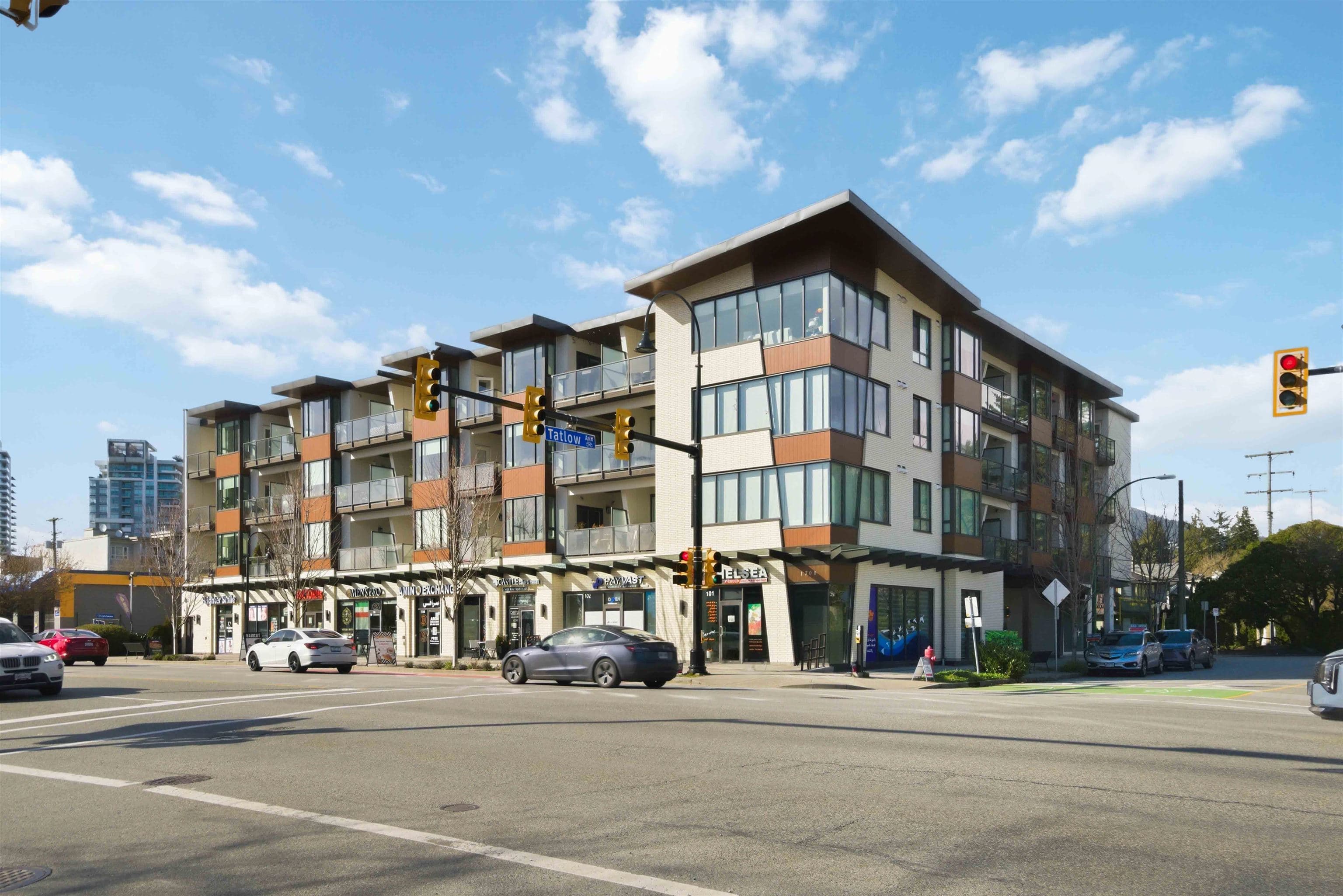 204 - 1633 Tatlow Avenue, North Vancouver, V7P 2Z8 — photo 1