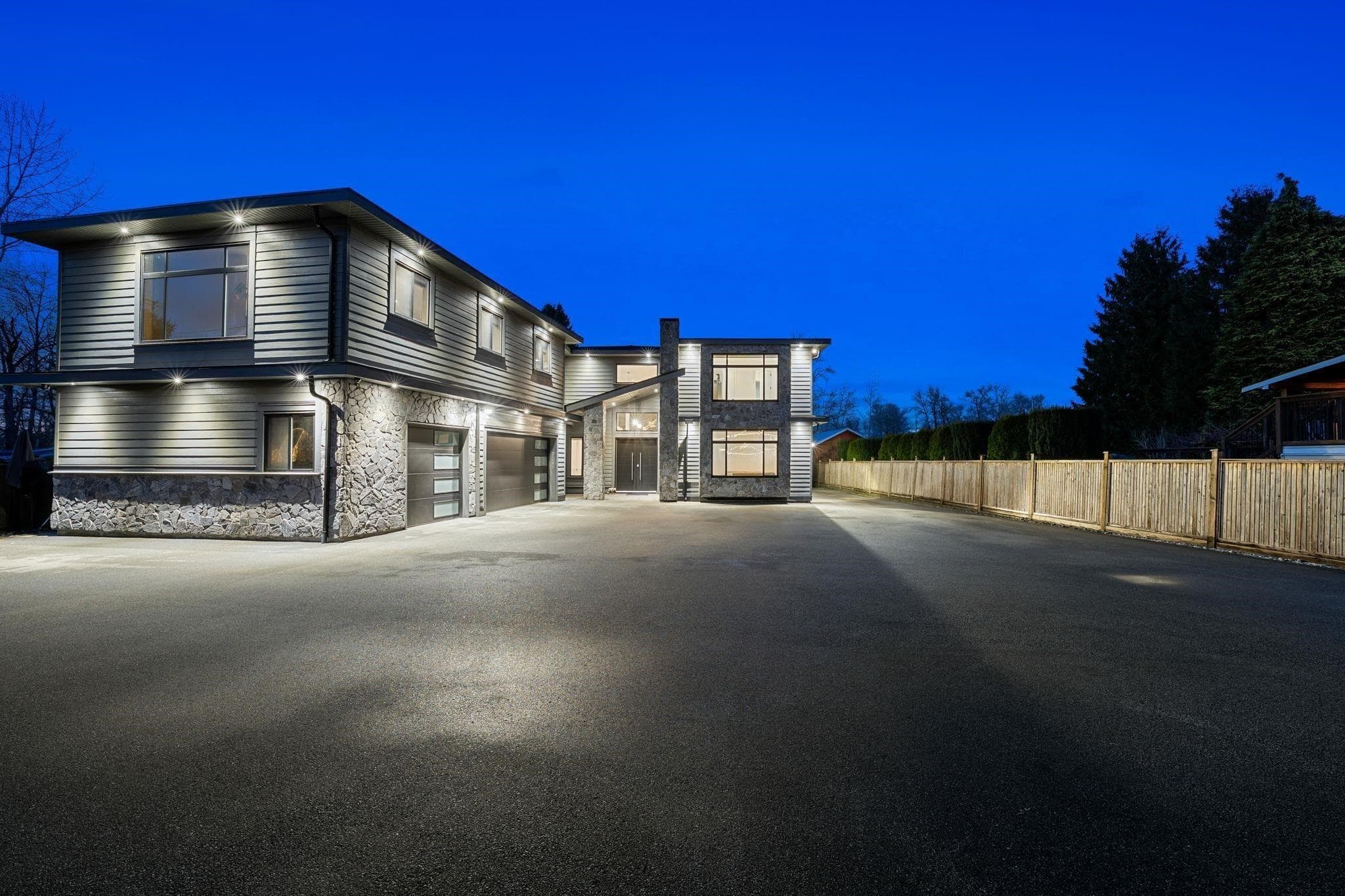 23697 Old Yale Road, Langley, V2Z 2K4 — photo 2