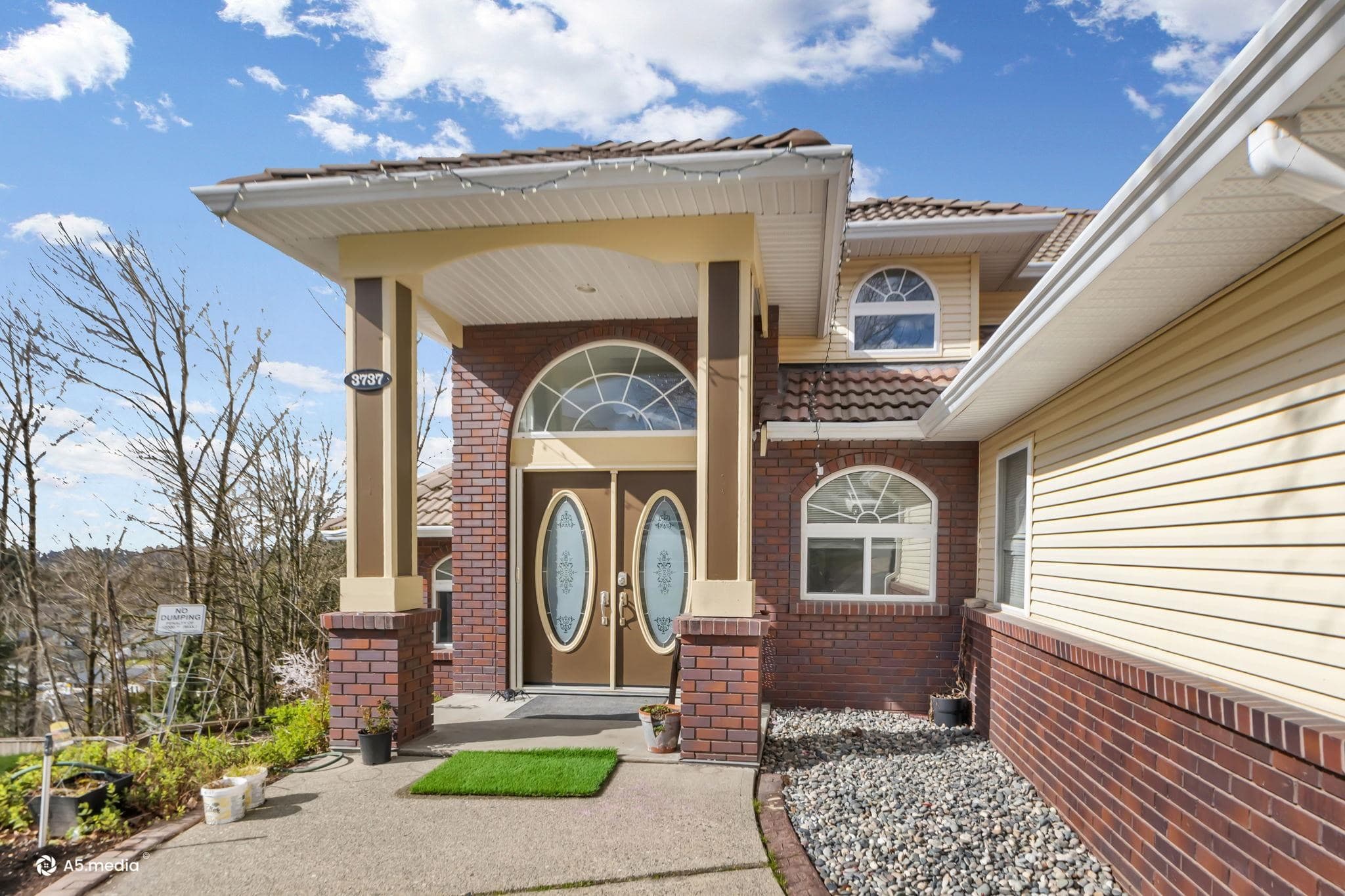 3737 Lethbridge Drive, Abbotsford, V3G 1J5 — photo 3