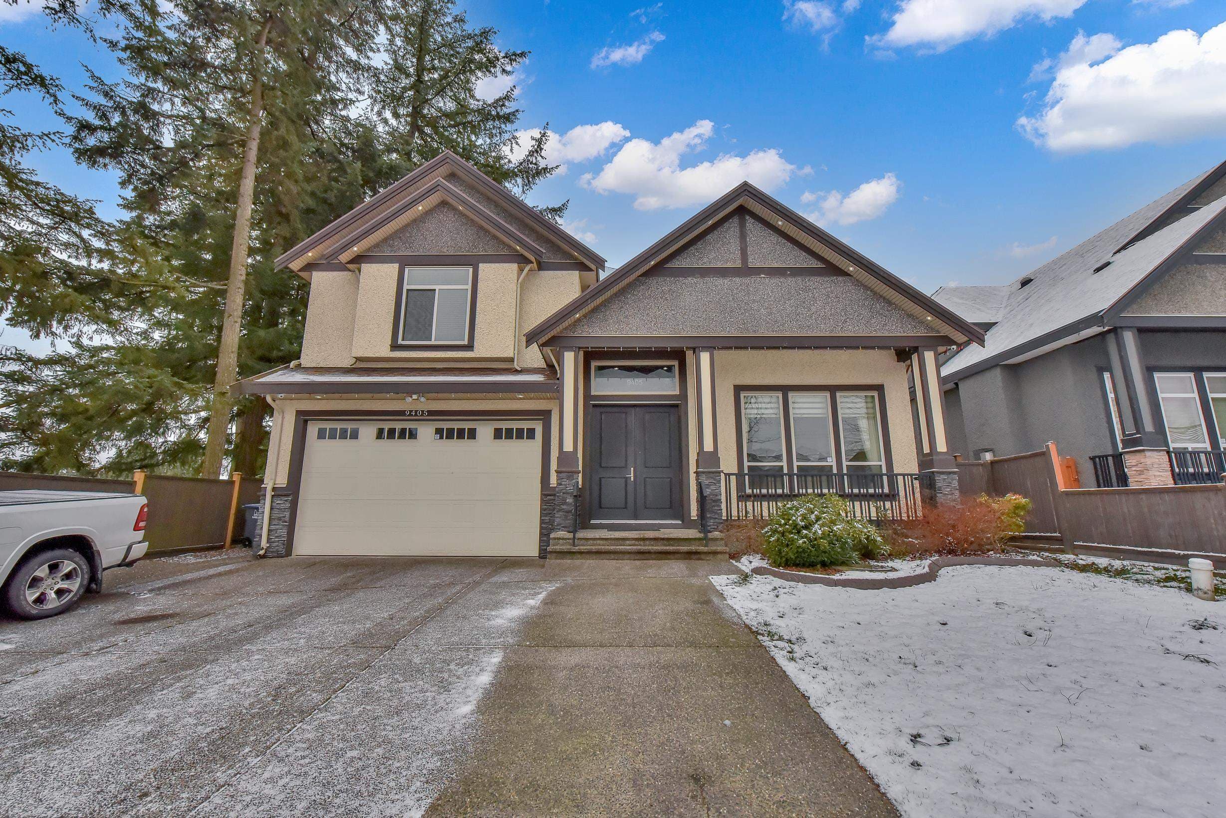 9405 126 Street, Surrey, V3V 5C6 — photo 1