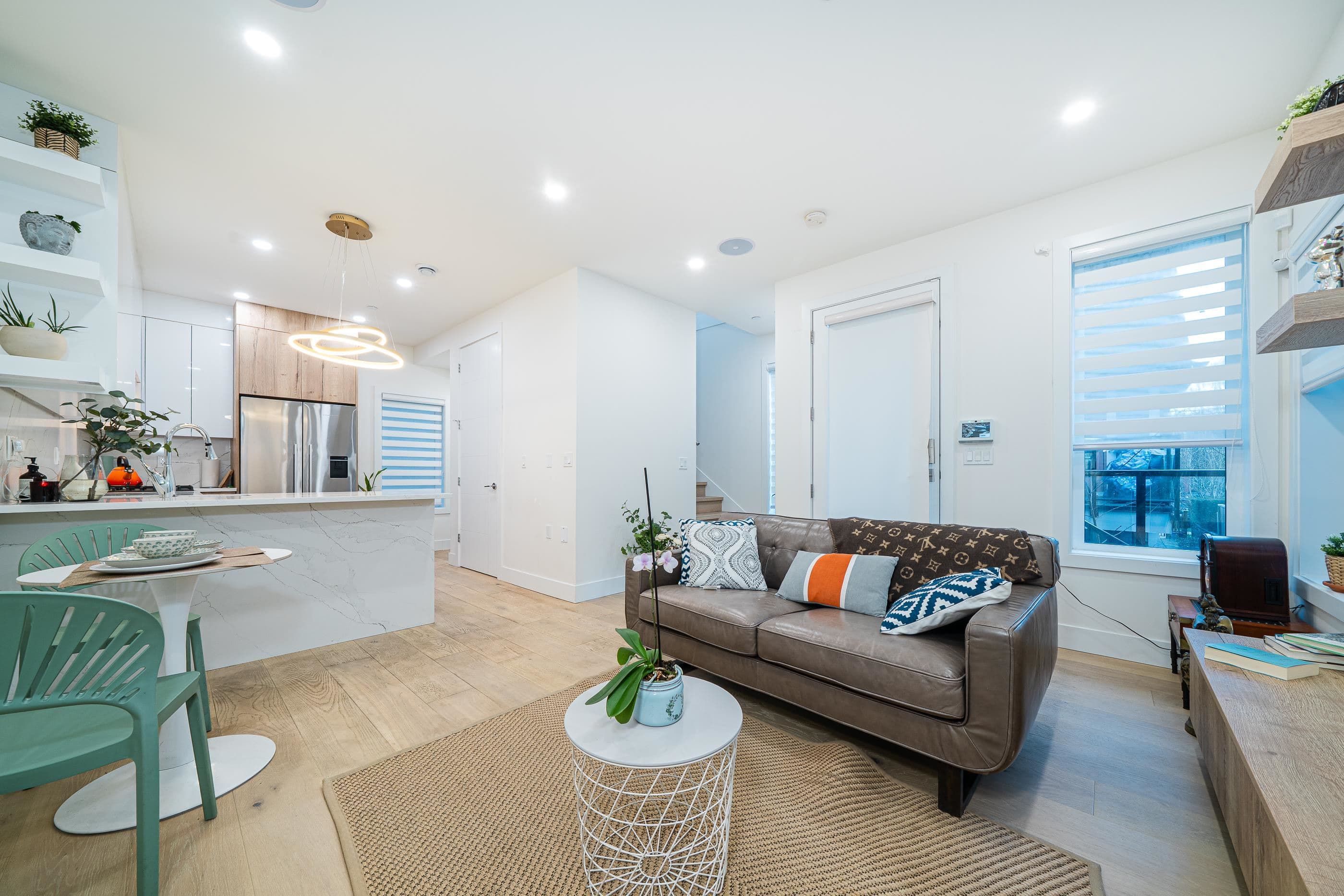 1 - 369 E 16th Avenue, Vancouver, V5T 2T7 — photo 1