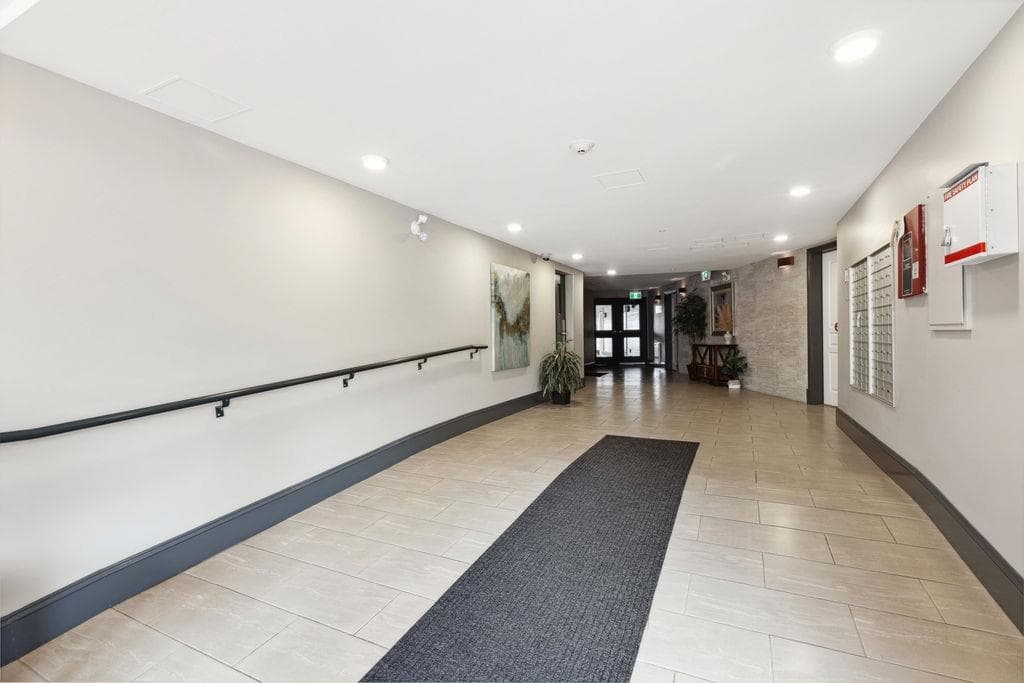 220 - 15210 Pacific Avenue, White Rock, V4B 5L2 — photo 3