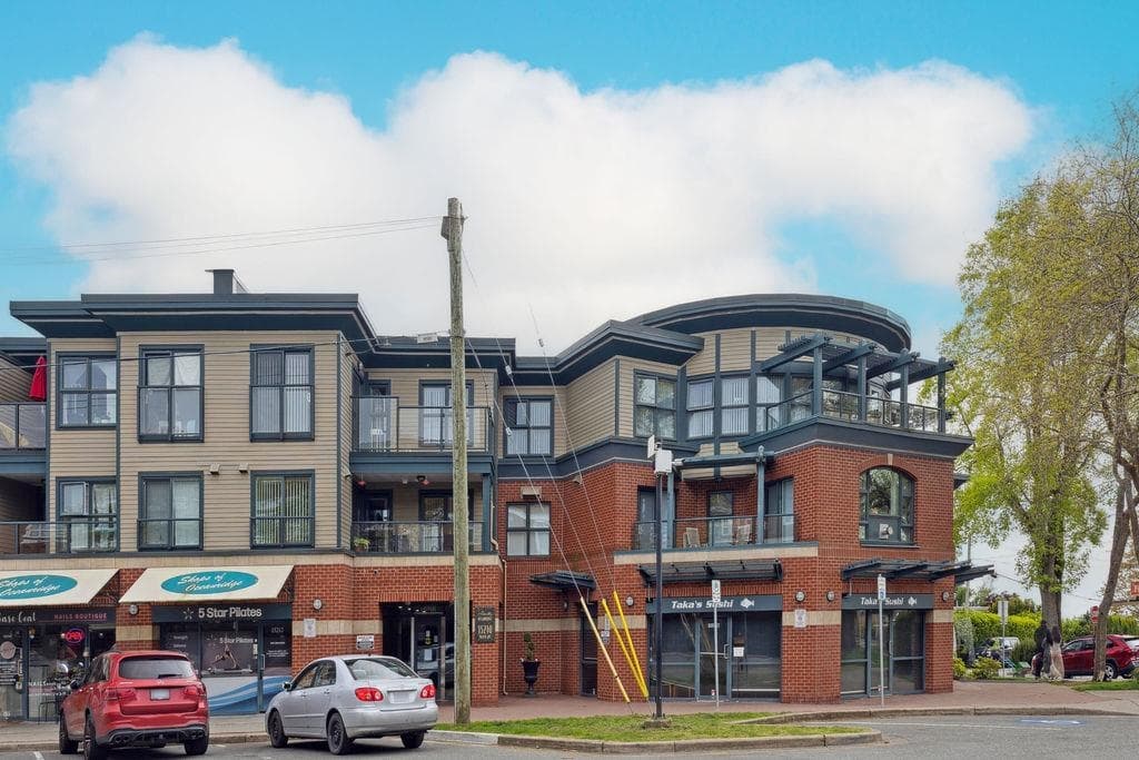 220 - 15210 Pacific Avenue, White Rock, V4B 5L2 — photo 1
