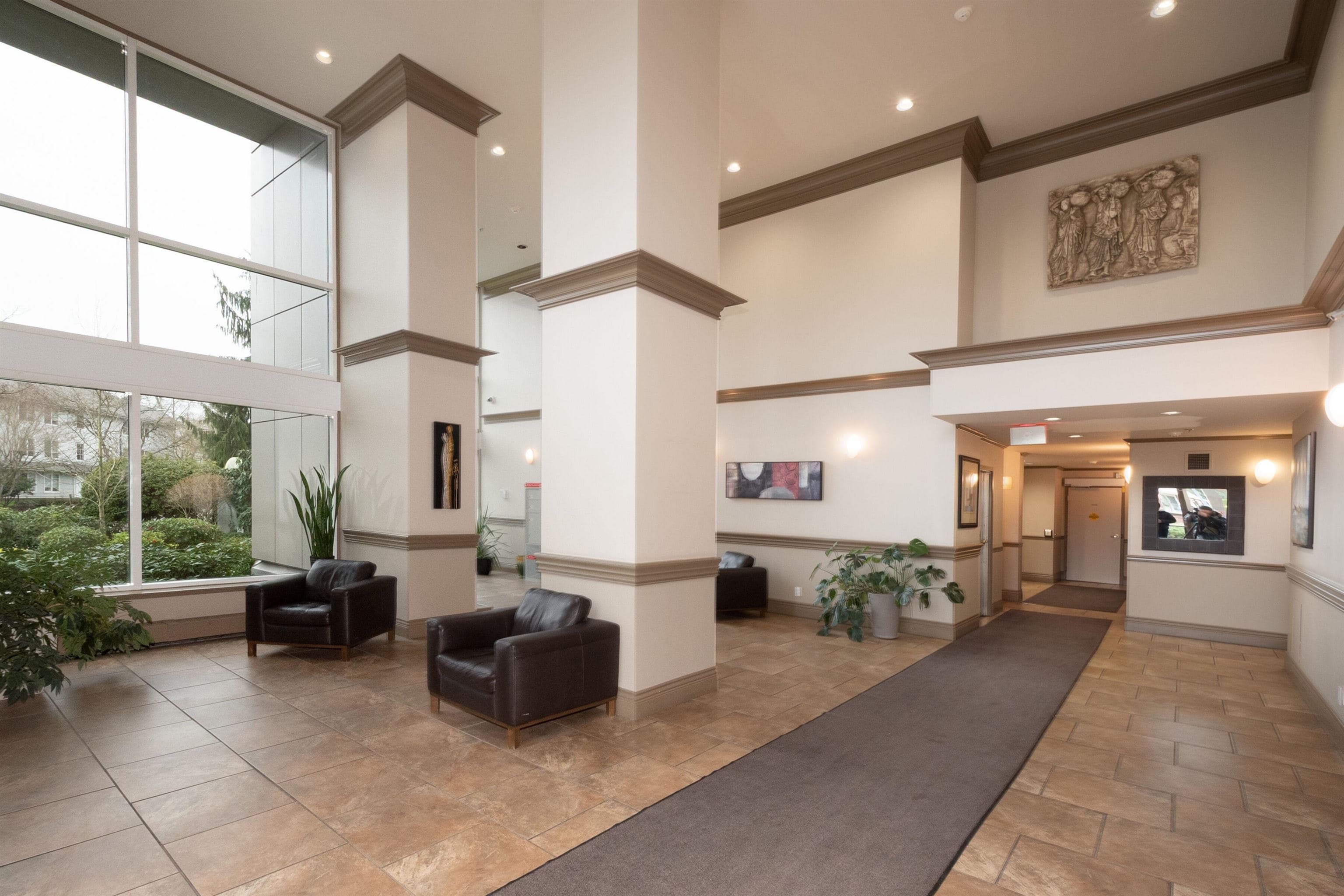 403 - 13880 101 Avenue, Surrey, V3T 5T1 — photo 3