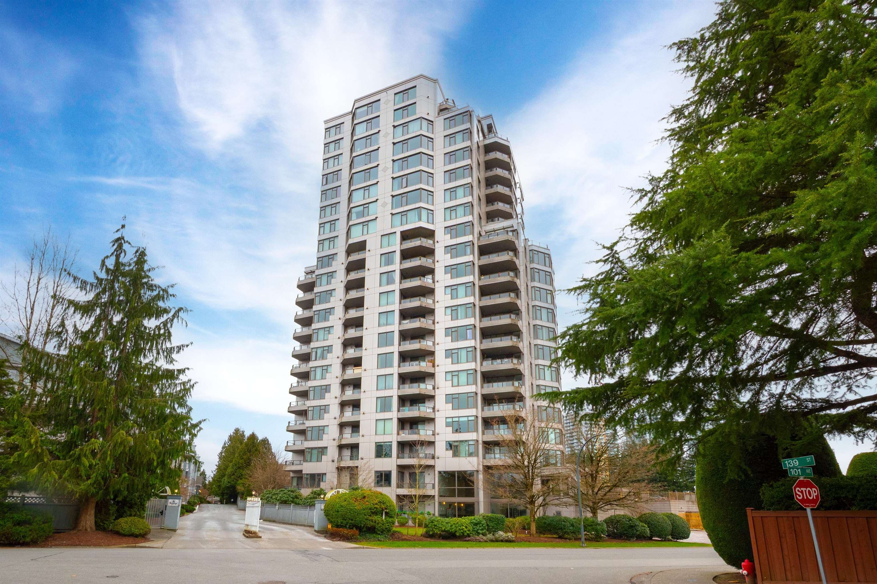 403 - 13880 101 Avenue, Surrey, V3T 5T1 — photo 1