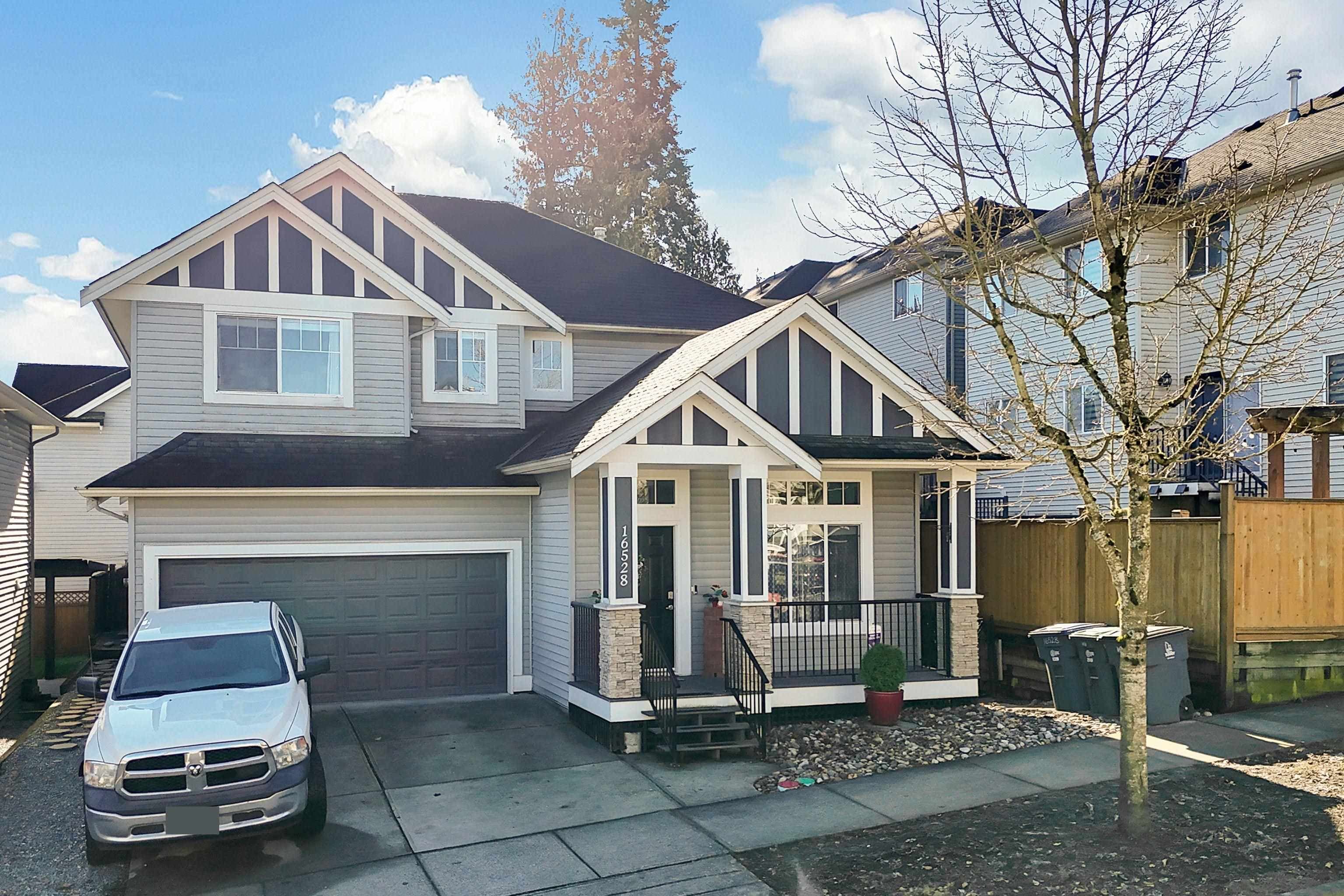 16528 59a Avenue, Surrey, V3S 4N9 — photo 2