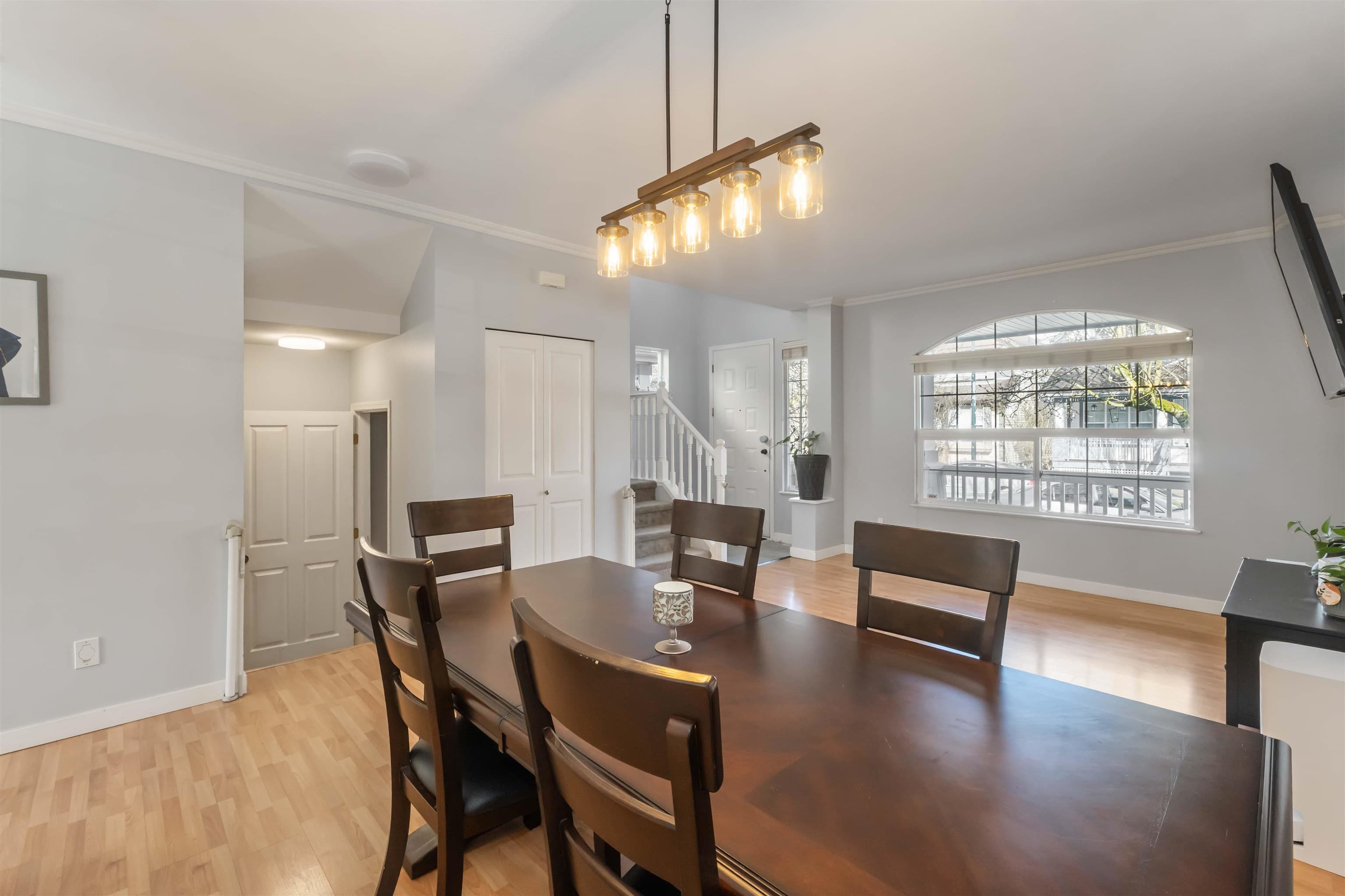 18476 66a Avenue, Surrey, V3S 9B1 — photo 5