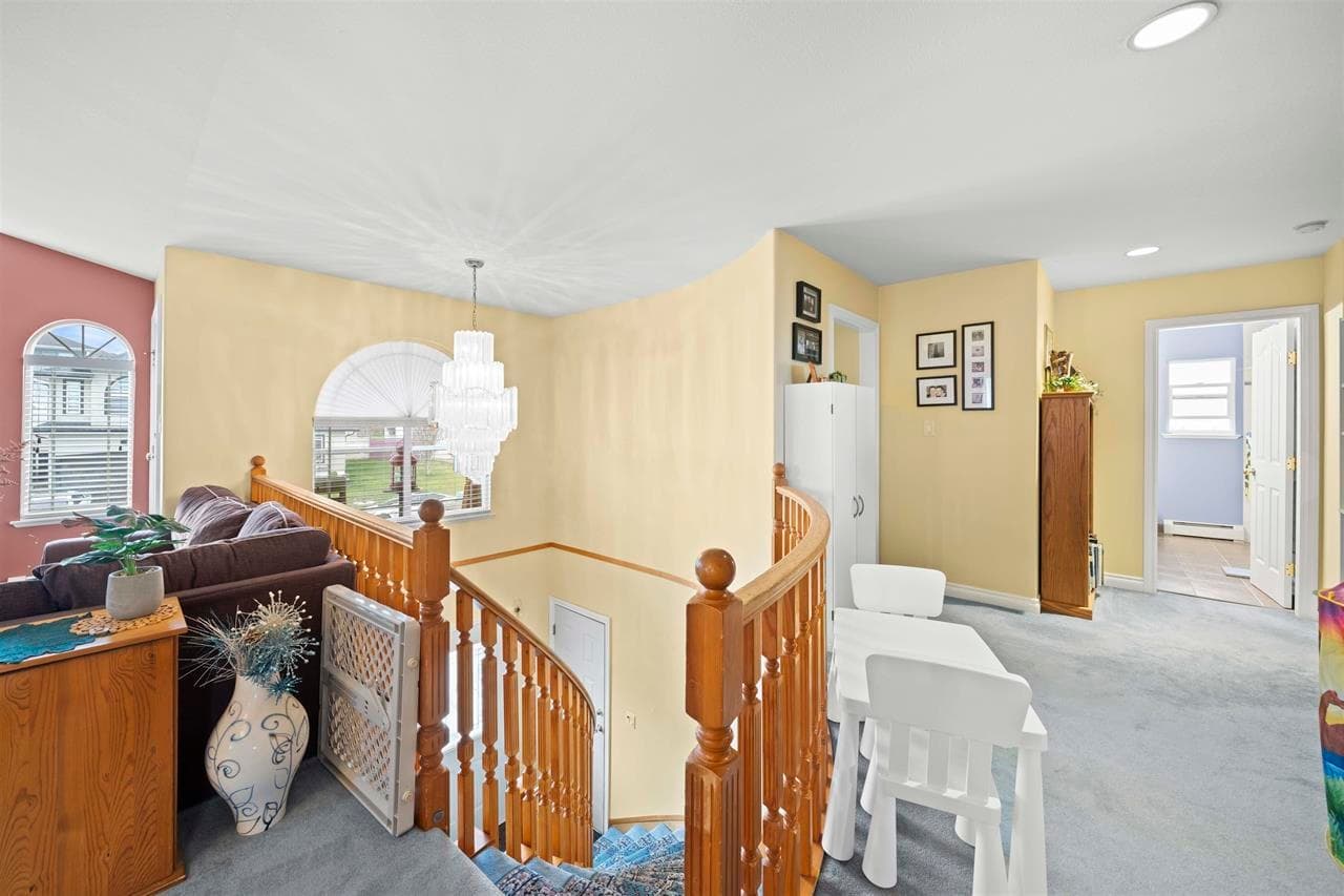 31533 Homestead Crescent, Abbotsford, V2T 6V6 — photo 3