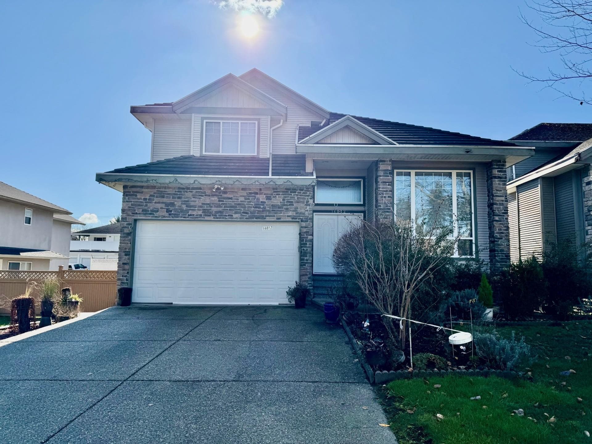 16072 96a Avenue, Surrey, V4N 3K8 — photo 2