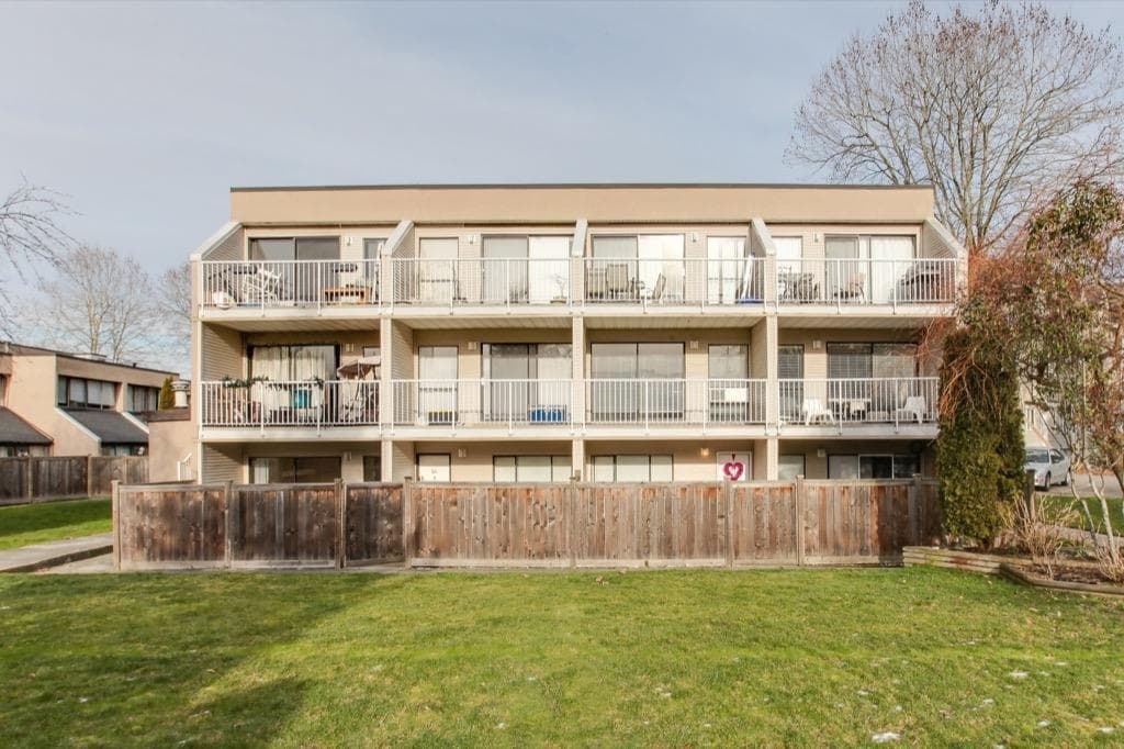 10 - 17700 60 Avenue, Surrey, V3S 1V2 — photo 1