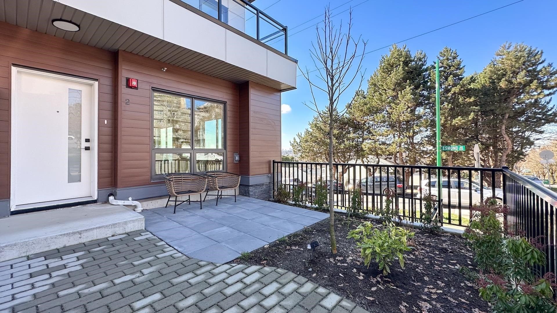 4 - 3800 Pender Street, Burnaby, V5C 2L5 — photo 3