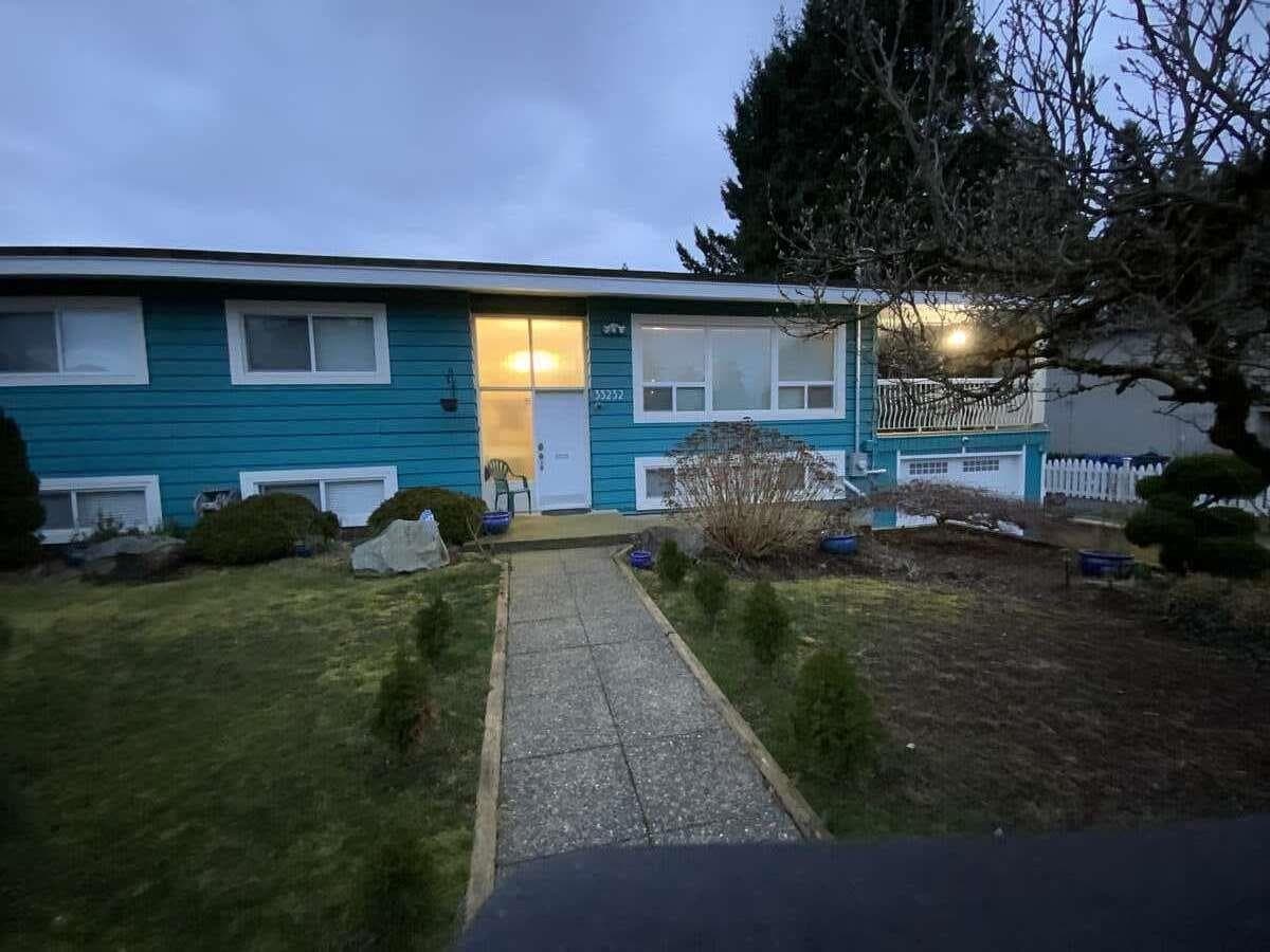 33232 Hawthorne Avenue, Abbotsford, V2S 1B3 — photo 2