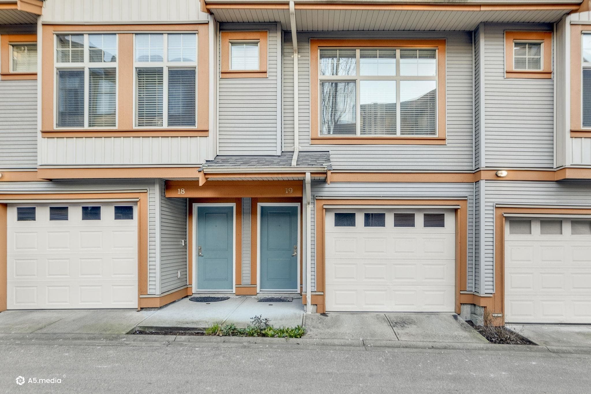 19 - 12036 66 Avenue, Surrey, V4A 1P9 — photo 2