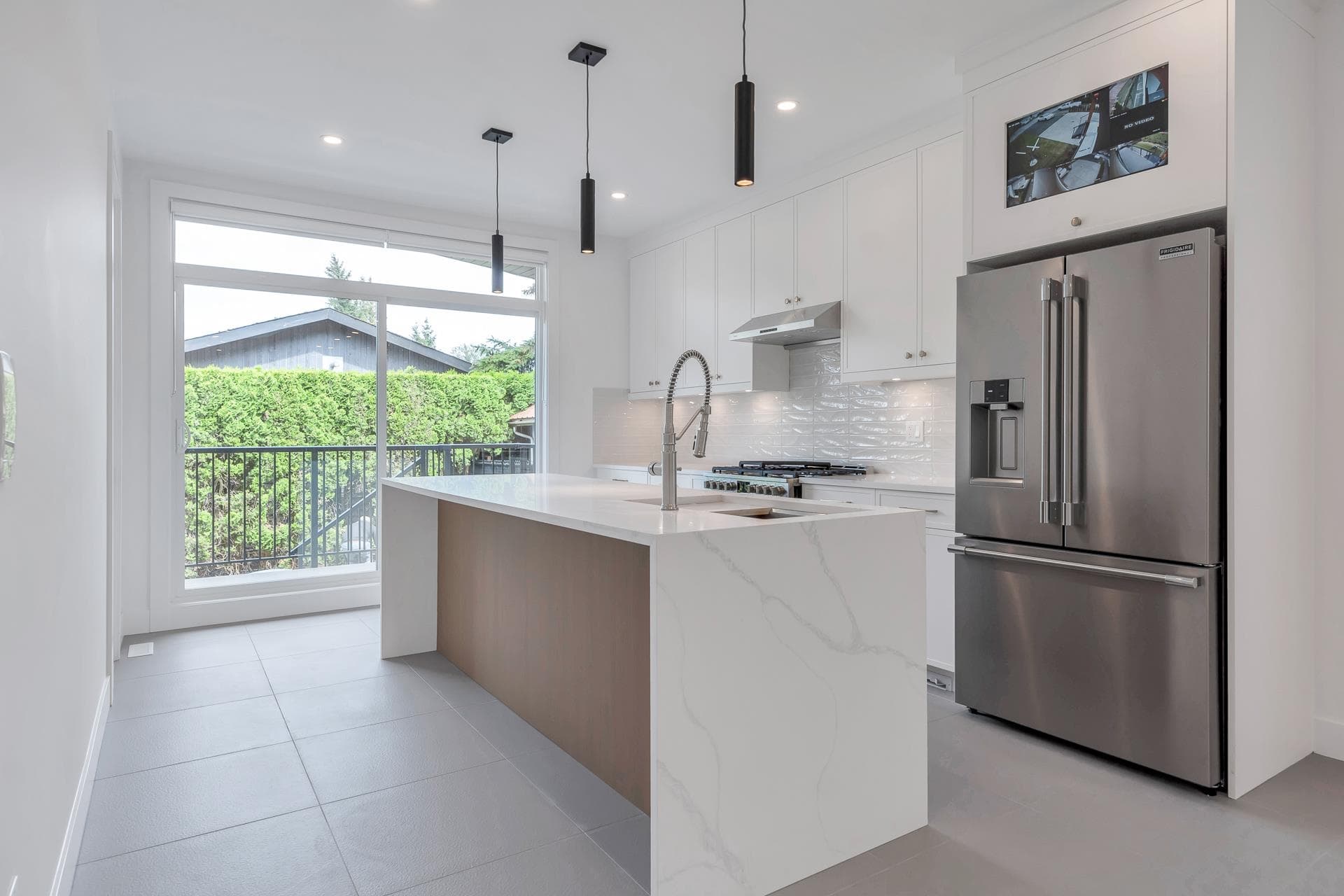 2284 Mouldstade Road, Abbotsford, V2S 3X4 — photo 5
