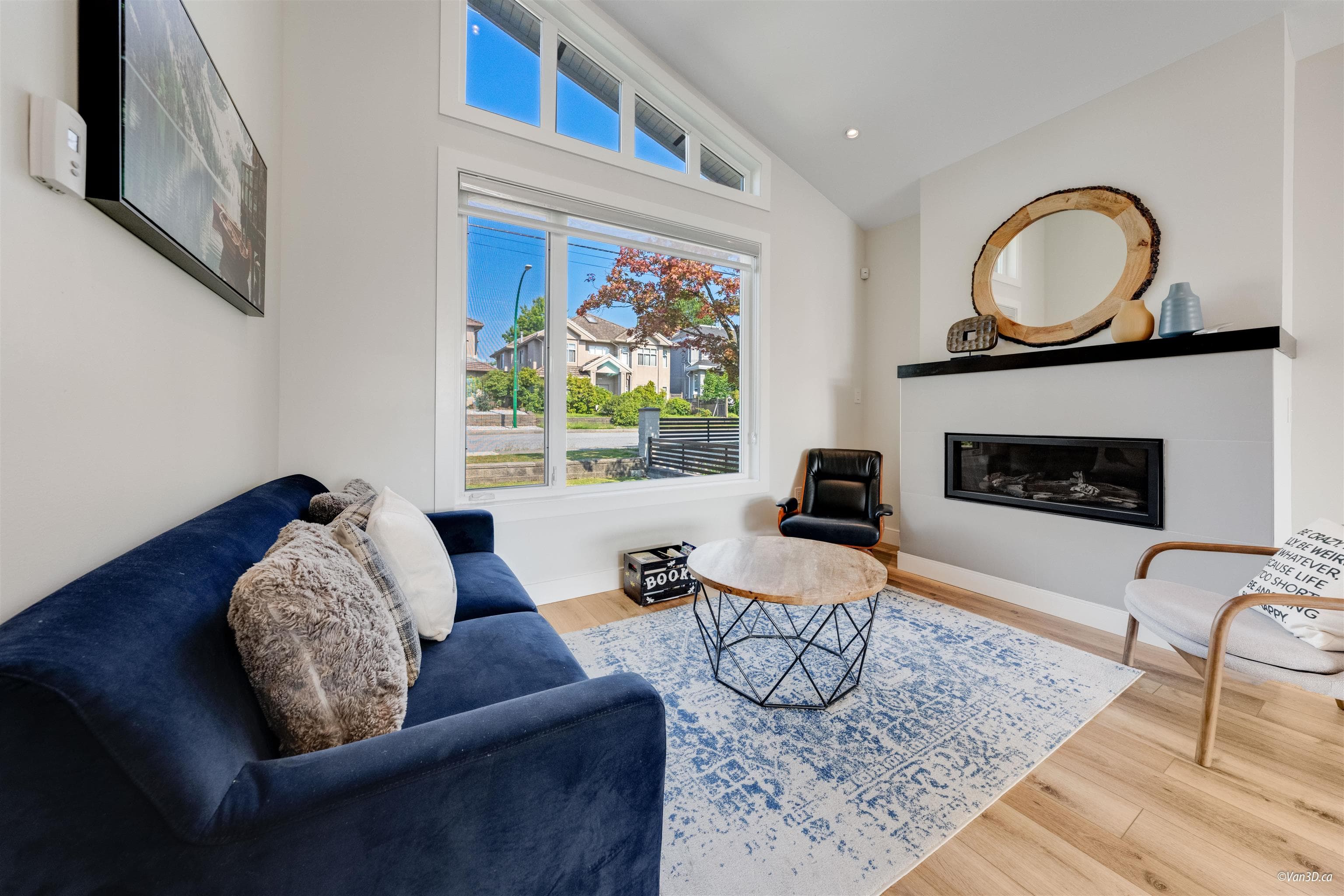 8008 13th Avenue, Burnaby, V3N 2G2 — photo 4