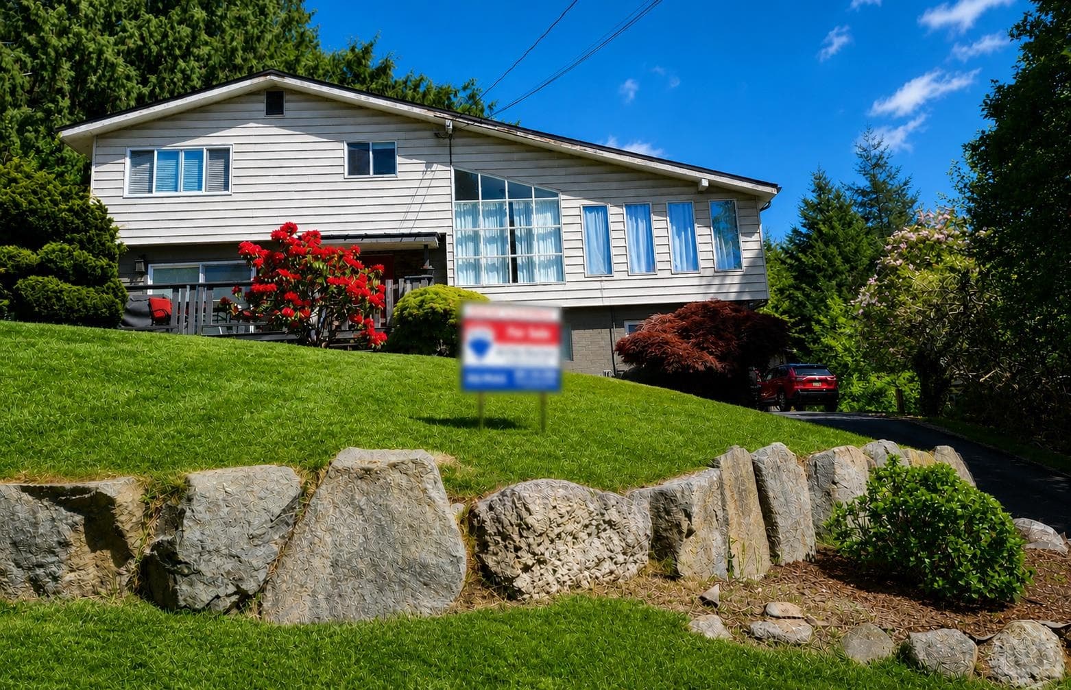 4898 Sunshine Coast Highway, Sechelt, V7Z 0B7 — photo 1