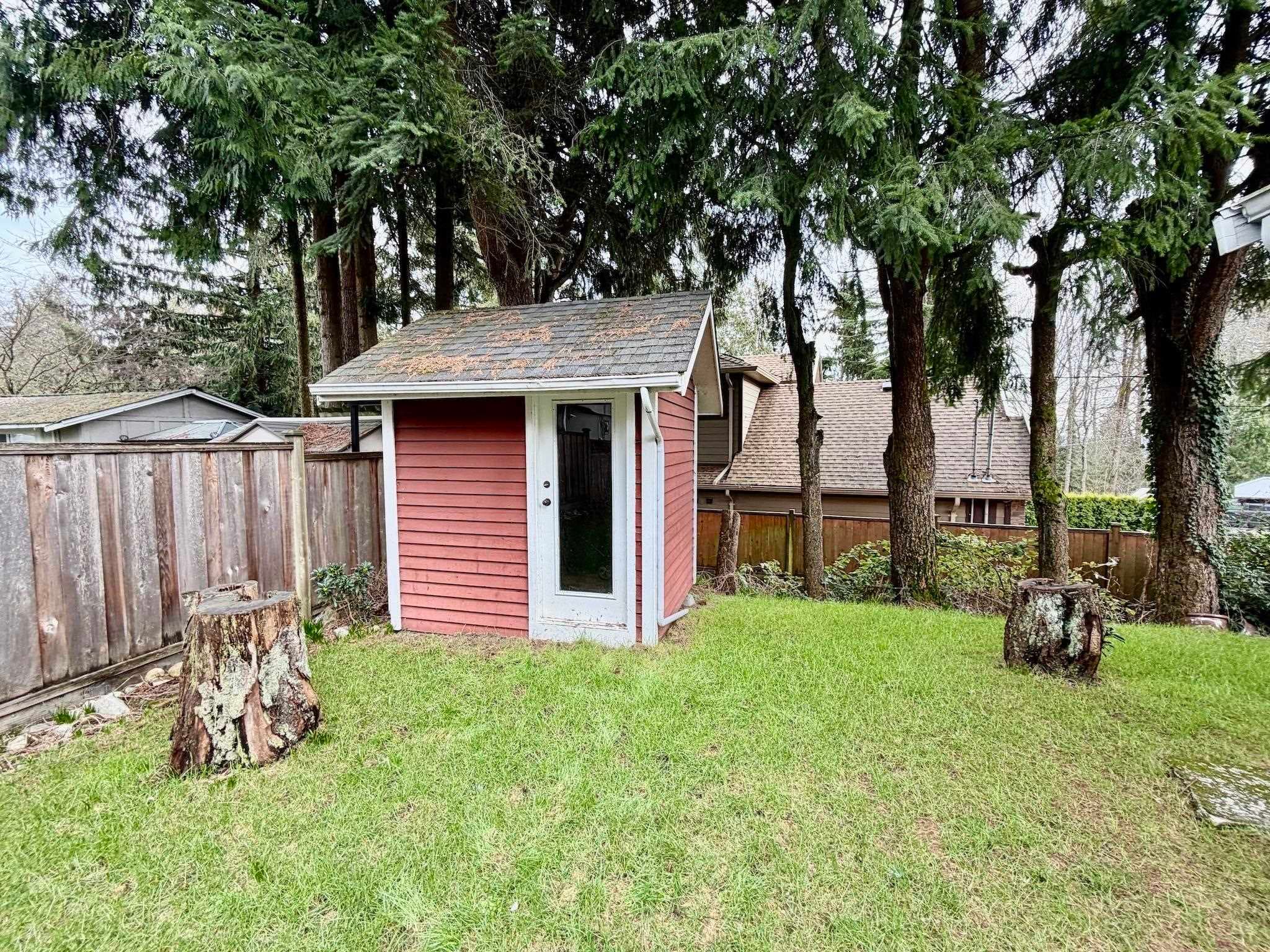 1876 Beaulynn Place, North Vancouver, V7J 2T1 — photo 5