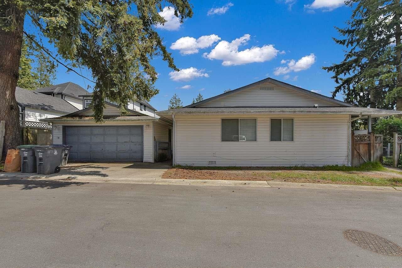 12835 60 Avenue, Surrey, V3X 2C2 — photo 1