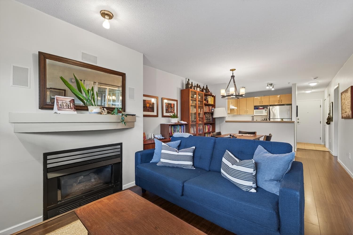 106 - 2983 W 4th Avenue, Vancouver, V6K 1R5 — photo 1