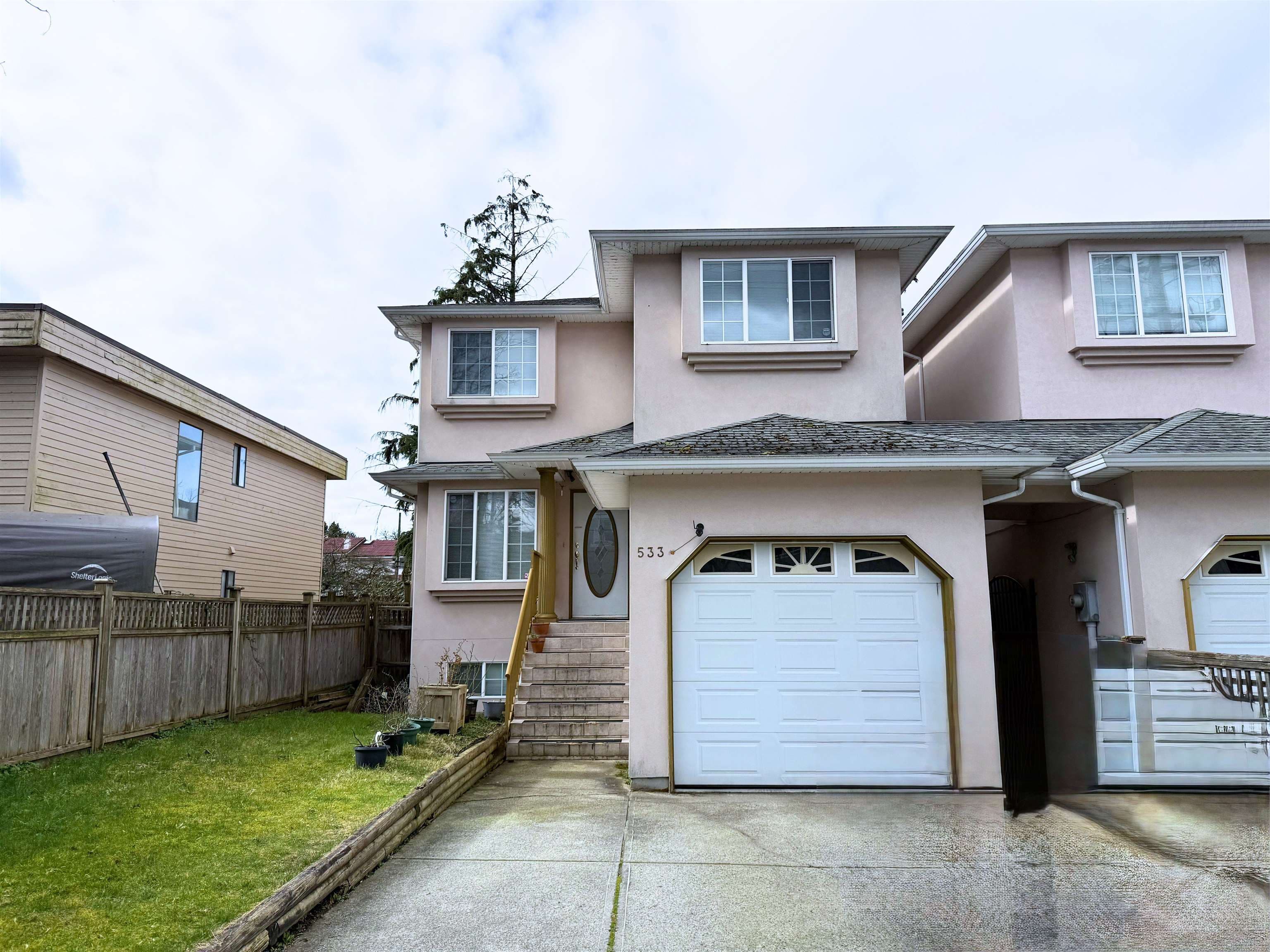 533 Clare Avenue, Burnaby, V5B 4L3 — photo 1