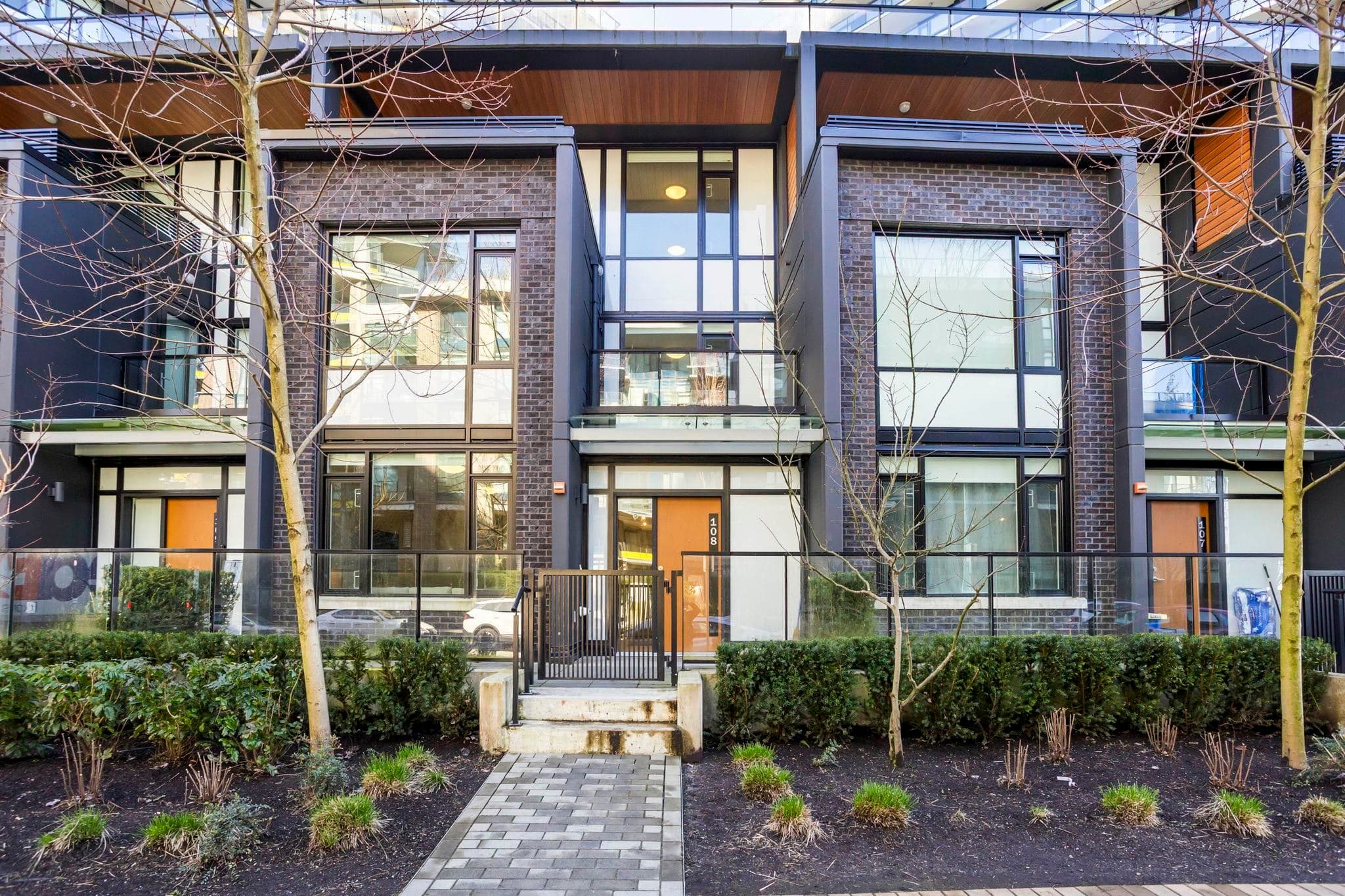 108 - 8761 University Crescent, Burnaby, V5A 4Y8 — photo 3