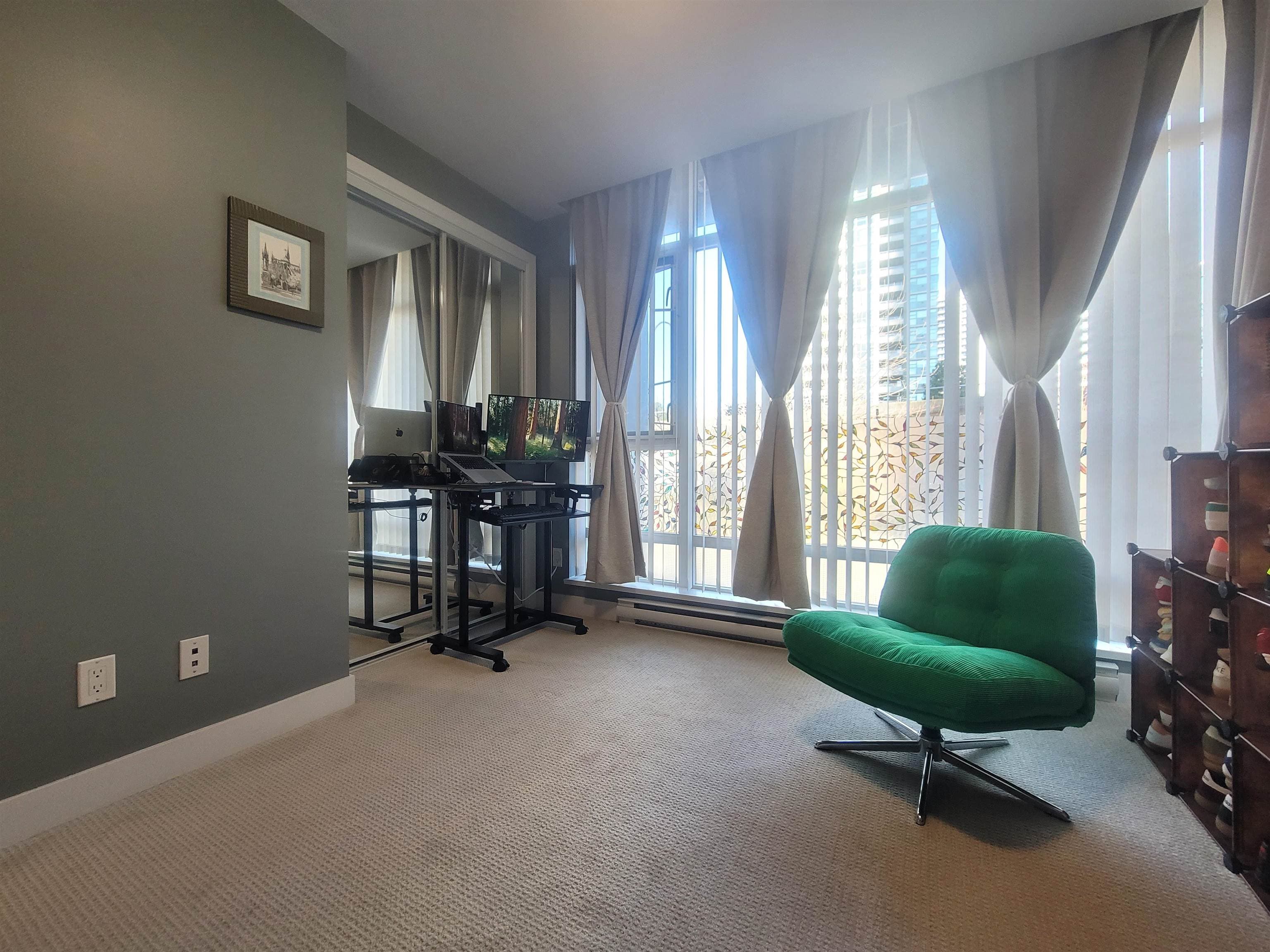 TH2 - 2077 Rosser Avenue, Burnaby, V5C 0G6 — photo 5