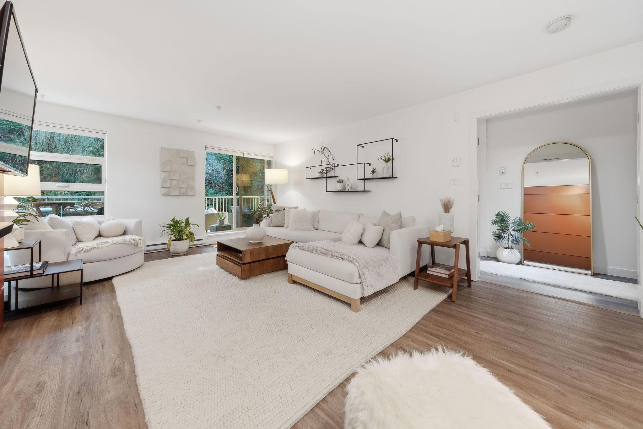 105 - 2832 Capilano Road, North Vancouver, V7R 4H5 — photo 4