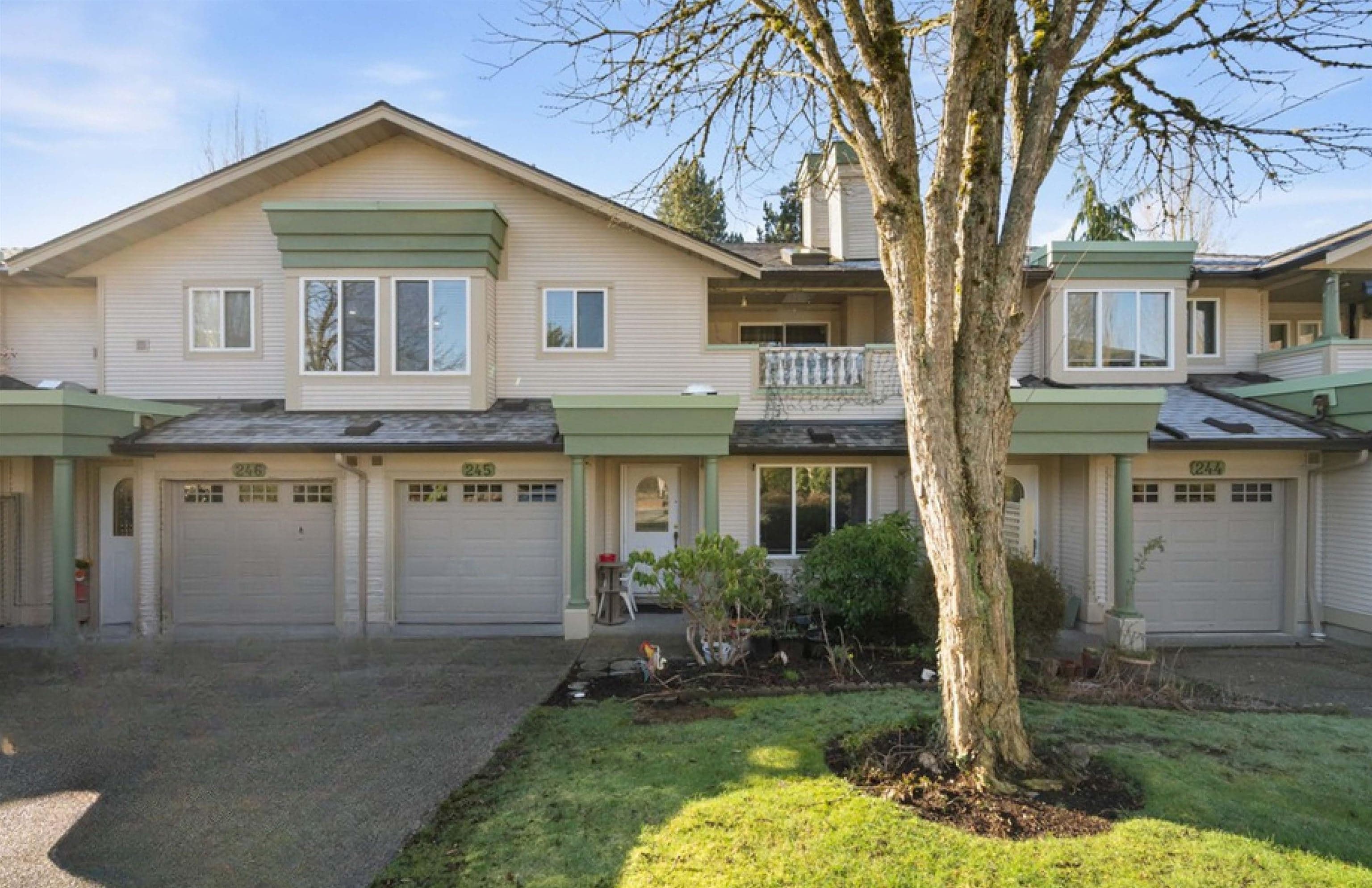 245 - 13888 70 Avenue, Surrey, V3W 0R8 — photo 1