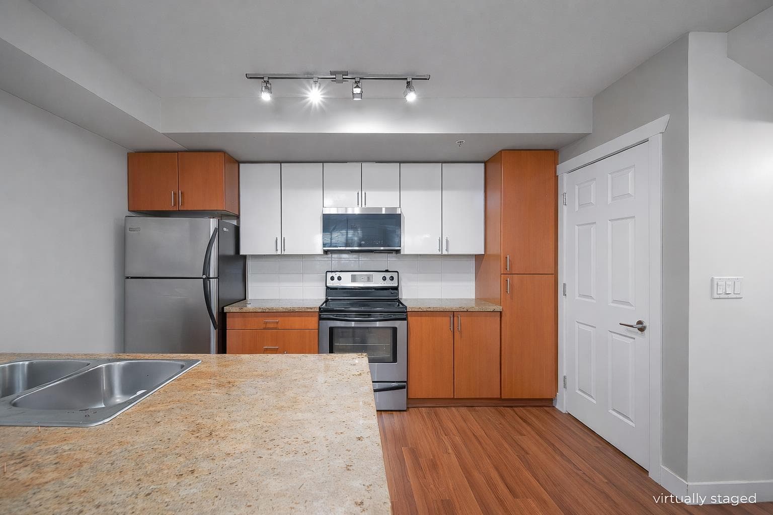 41 - 13239 Old Yale Road, Surrey, V3T 3C5 — photo 5