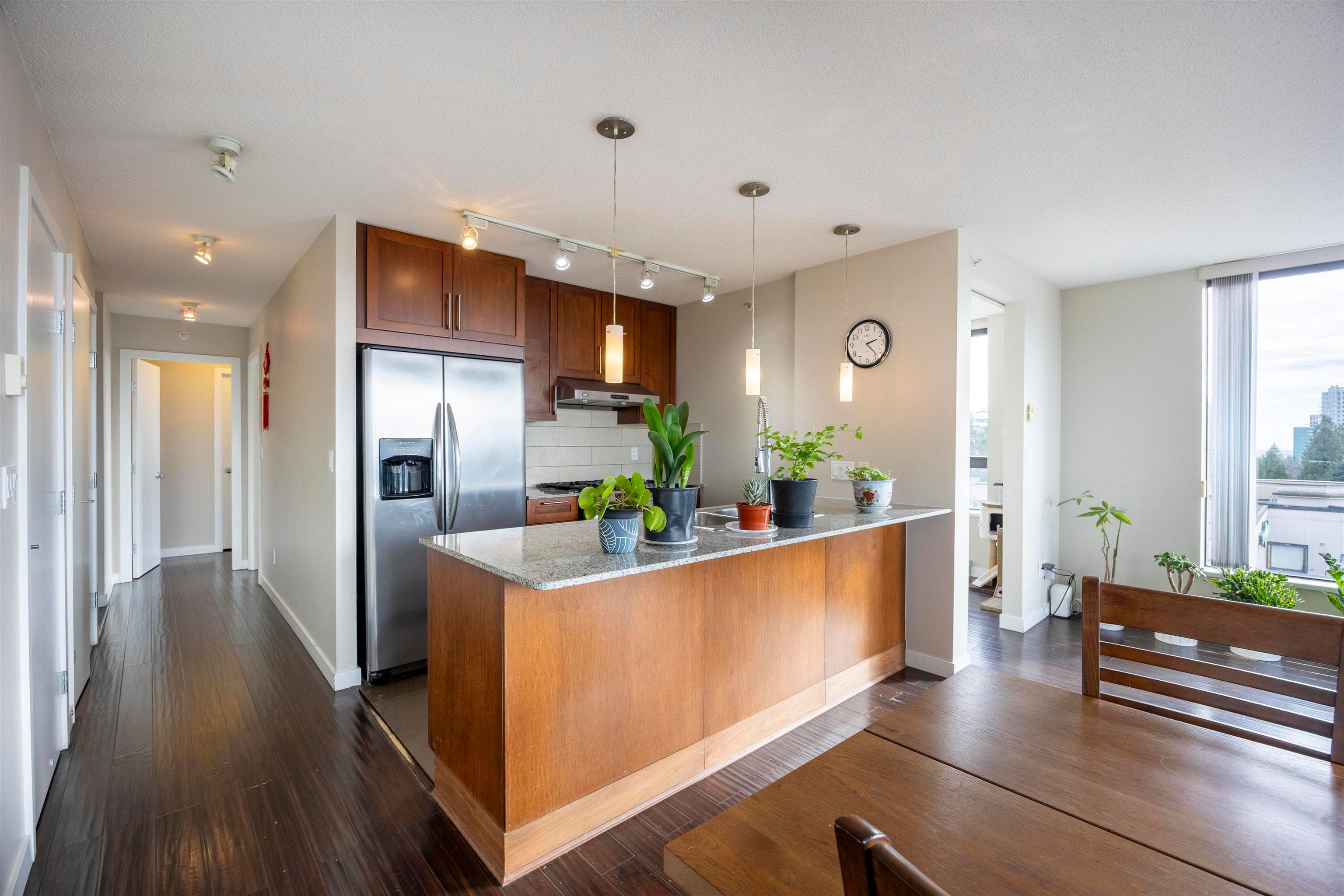 606 - 7088 Salisbury Avenue, Burnaby — sold